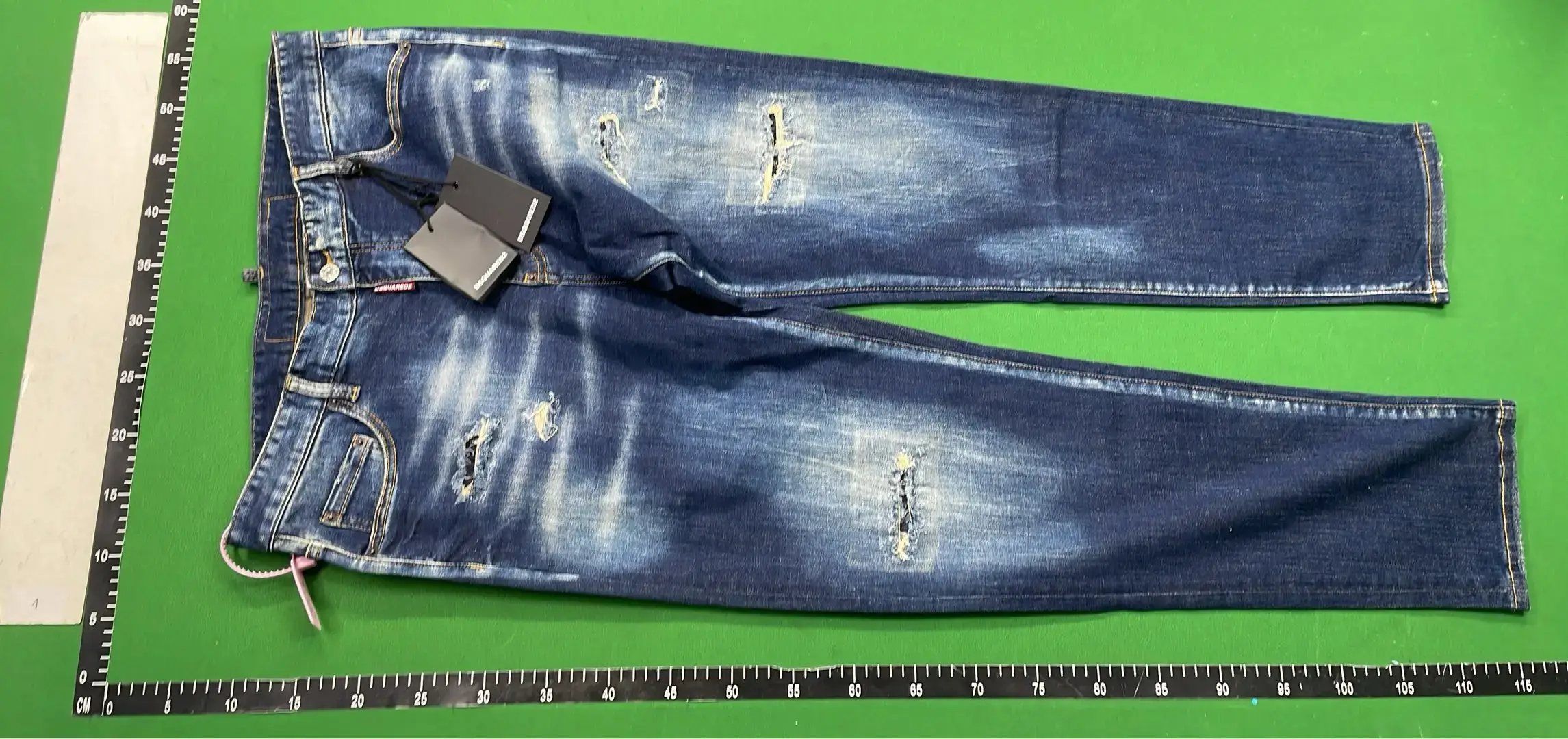 25 New arrival D2 Denim Men's Stretch silm Dsquare Washed Retro Patch Designer Spring New All Year Round