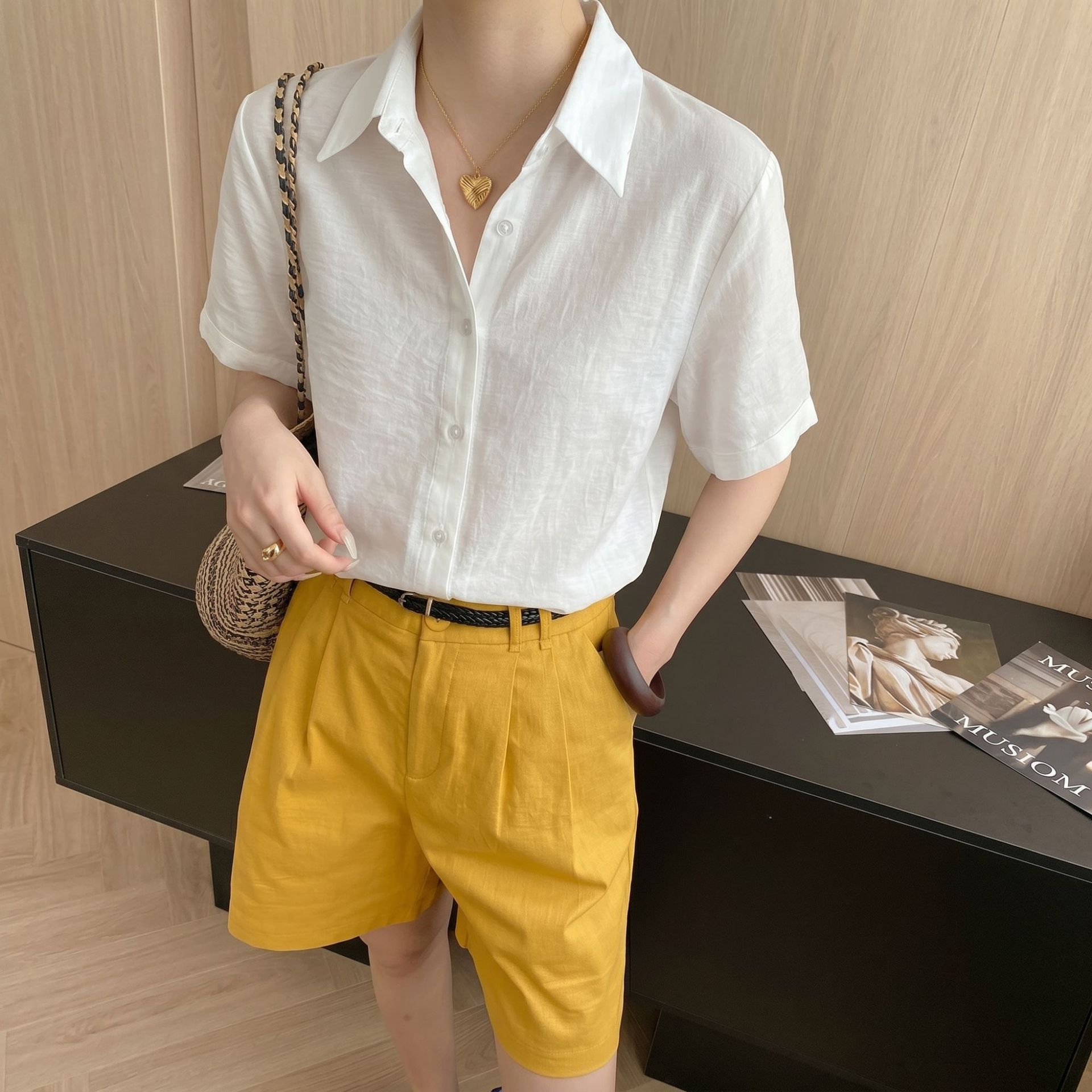 2026 Summer New Style 100% Linen Lapel Short-Sleeved Loose Shirt Slimming Versatile Simple Korean Style Top for Women