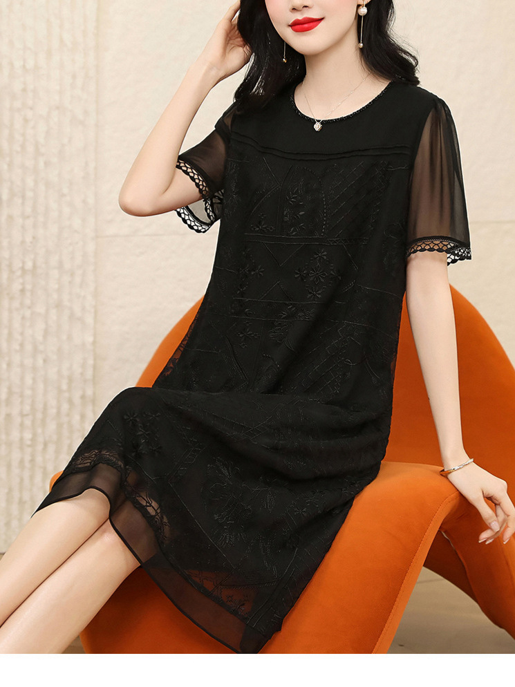 Hangzhou's New 100% Silk Embroidered Dress for Women, Round Neck, Short Sleeves, Elegant Long Style, Made of Mulberry Silk