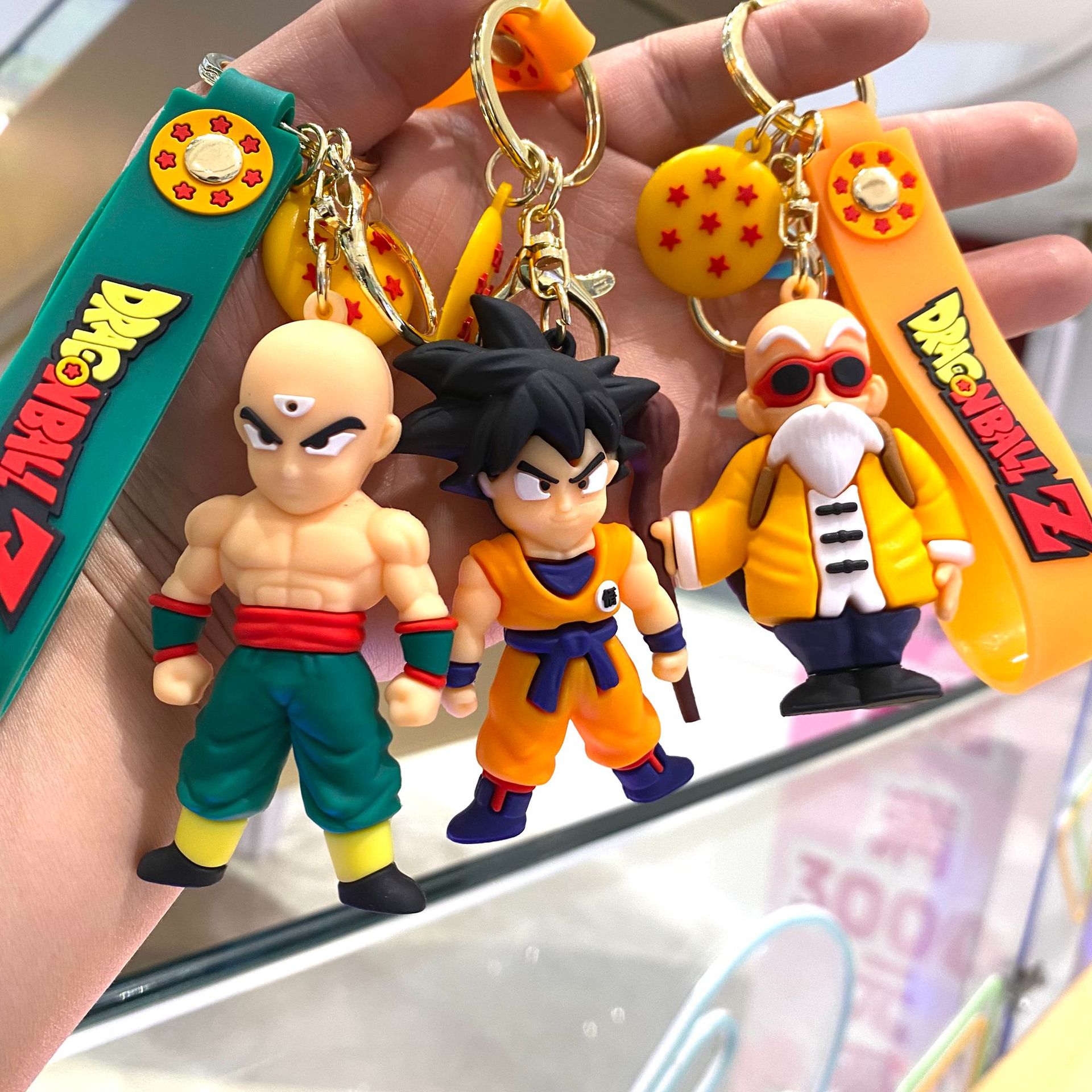 Second generation Dragon Ball epoxy doll keychain cartoon student schoolbag pendant car key chain baby catching machine gift