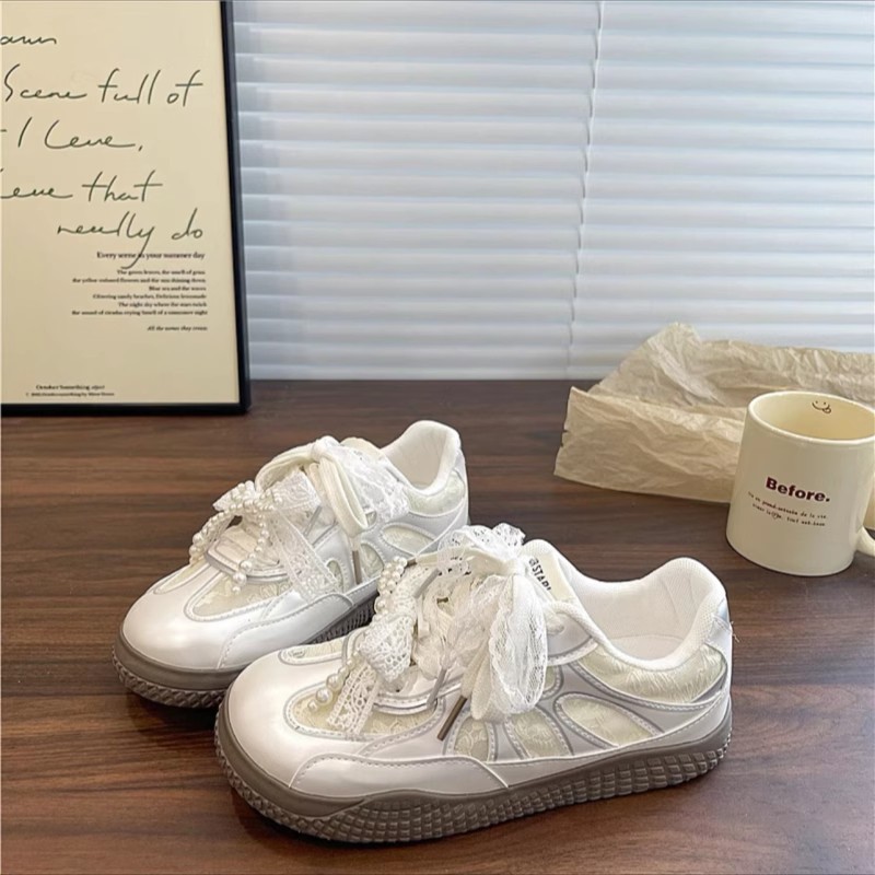 White Sneakers for Women, Summer and Autumn Mesh Breathable Shoes, Versatile Shoes to Pair with Skirts, Niche Casual German Training Sneakers