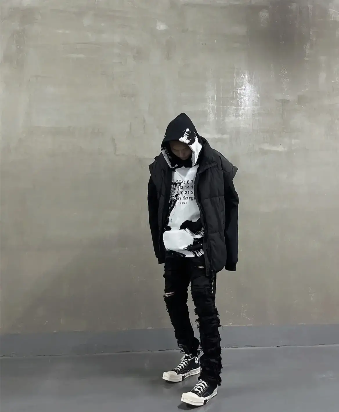 New Dark Style Series Multi-Layer High Street Distressed Stretch Fabric Waxed Denim Ripped Pants