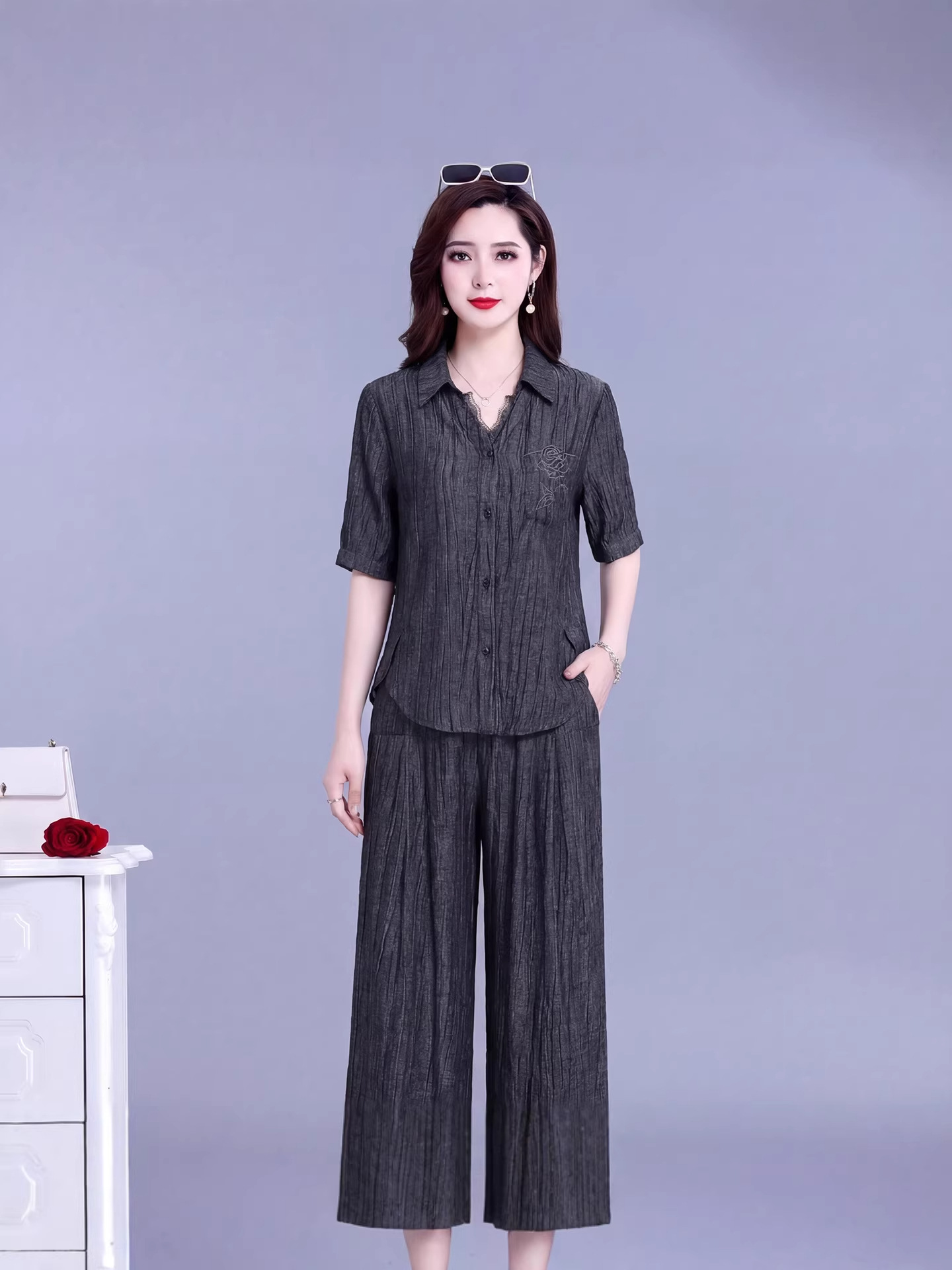 2026 New Summer Style Elegant Fashion Suit for Women, Korean Style Middle-Aged and Elderly Women's Clothing, Shirt and Pants Casual Two-Piece Set
