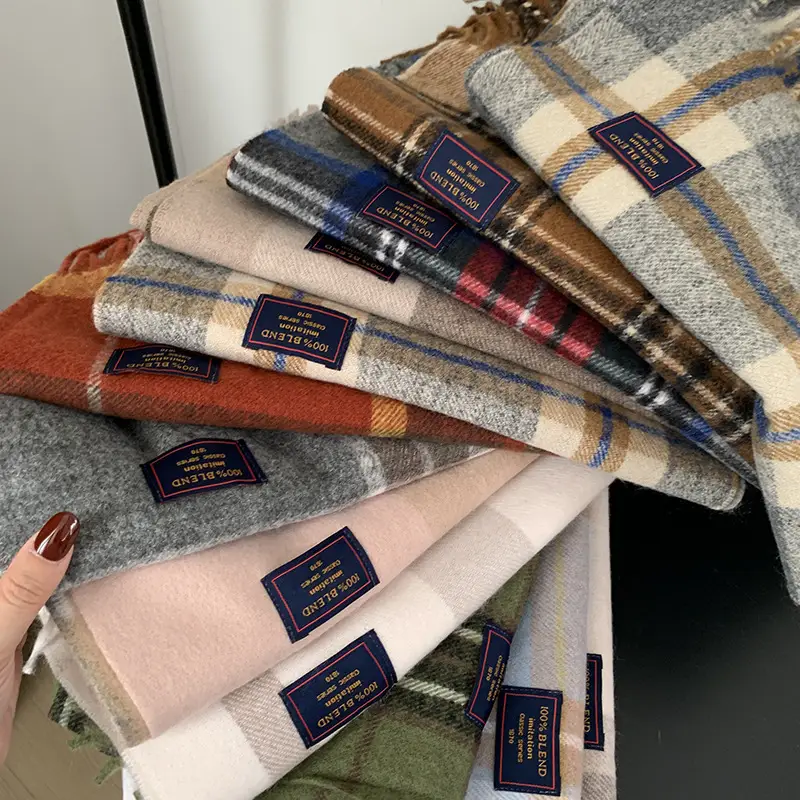 Trendy Plaid Scarf for Women, Winter High-End Thickened Couple's Shawl, Knitted Warm Neck Scarf, Versatile