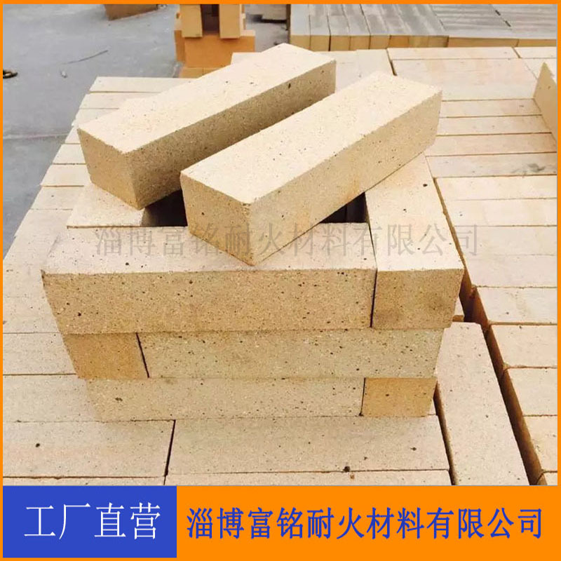 Half a piece of clay refractory brick manufacturers stock a large amount of high-quality materials