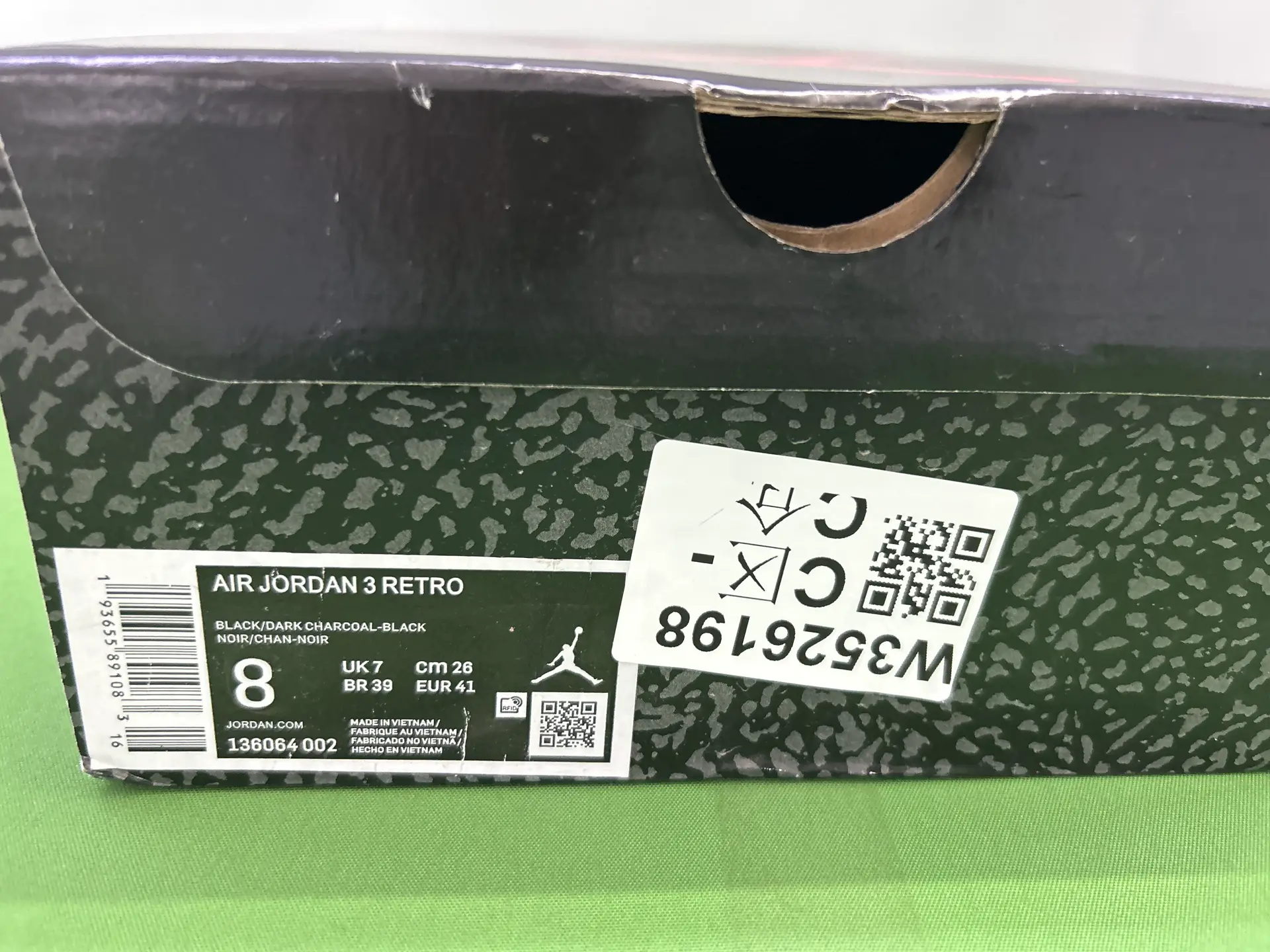 Air Jordan 3 Retro Black Dark Charcoal