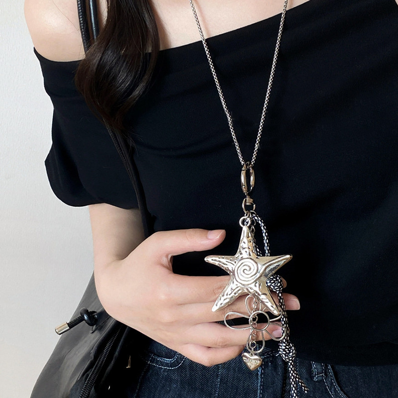 Star of the Sea Necklace Niche Retro Sweet Cool Sexy Style Subculture Ins Star Starfish Personalized Clavicle Chain