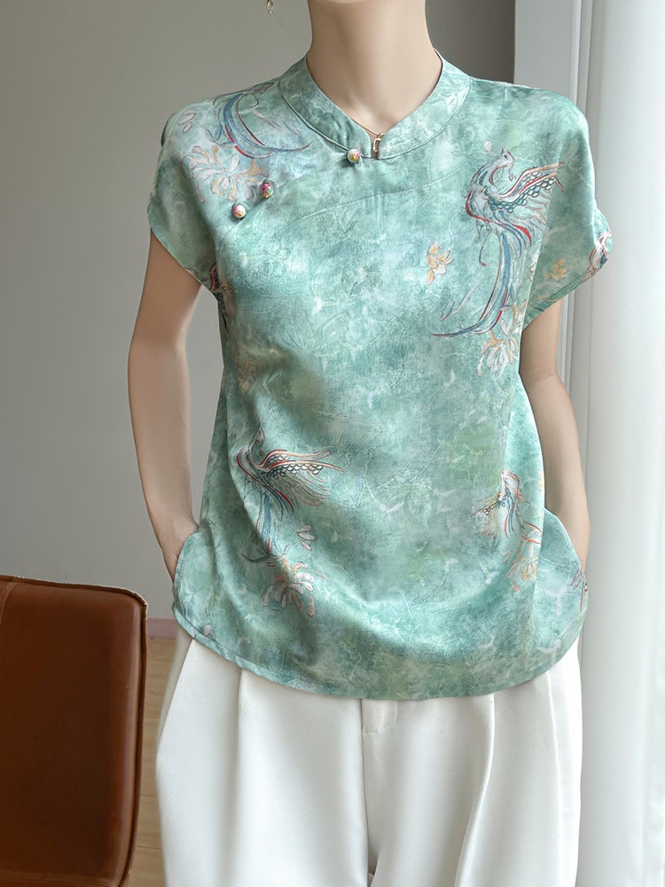 Satin Stand-Up Collar Short-Sleeved Women's New Chinese-Style Slightly High-Neck Design That Outlines the Neck with an Elegant Oriental Charm, Spring and Summer Top
