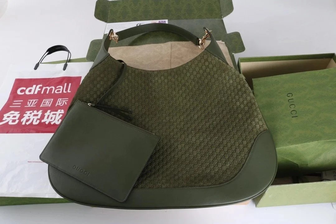 No.83 Women big handbag high quality bag leather bag Whatspp：(+86 15159050860)Whatspp：(+86 15159050860)