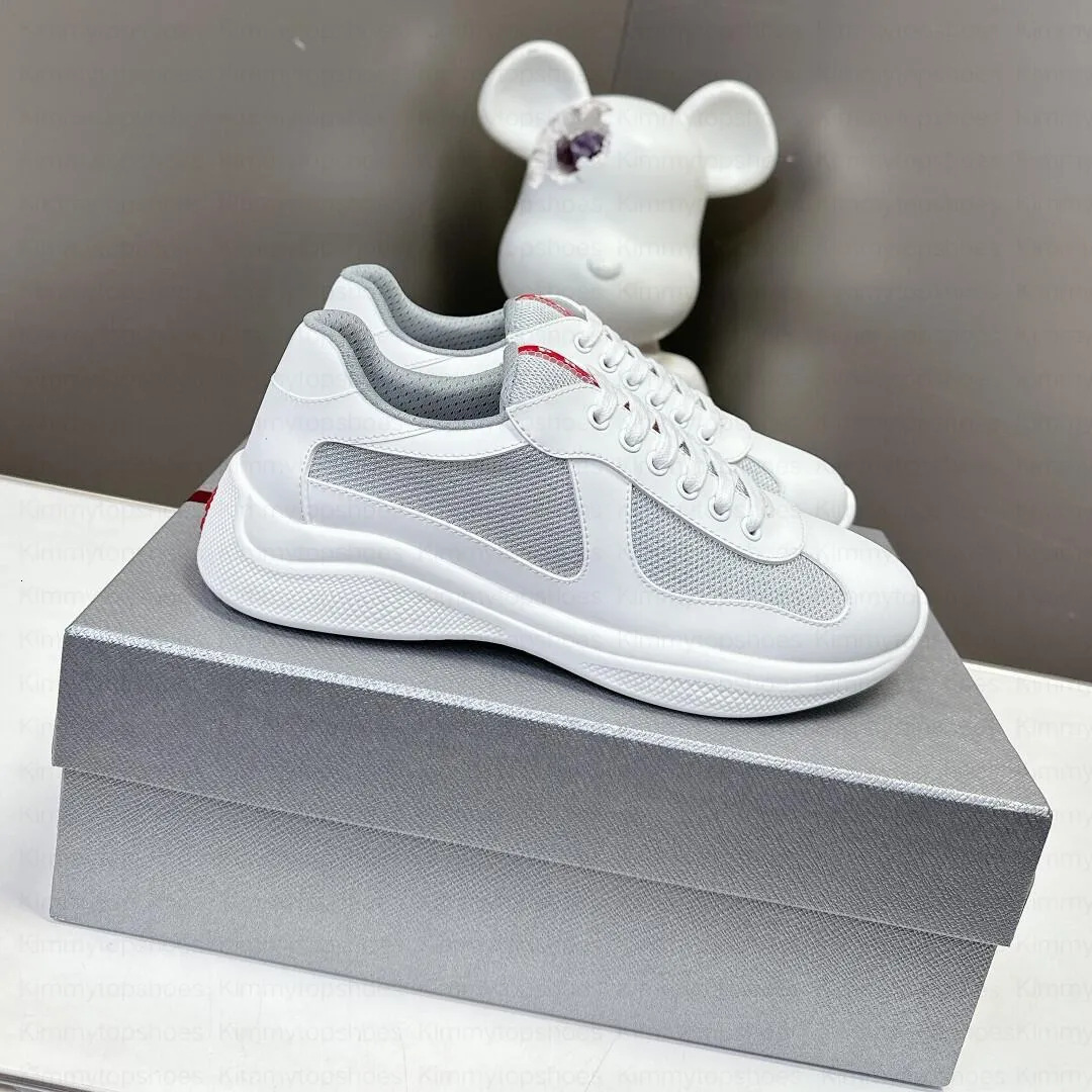 Ready Stock Men's Casual Sports Shoes, High-End Leather and Mesh Breathable Couple Shoes, Versatile Trendy Shoes