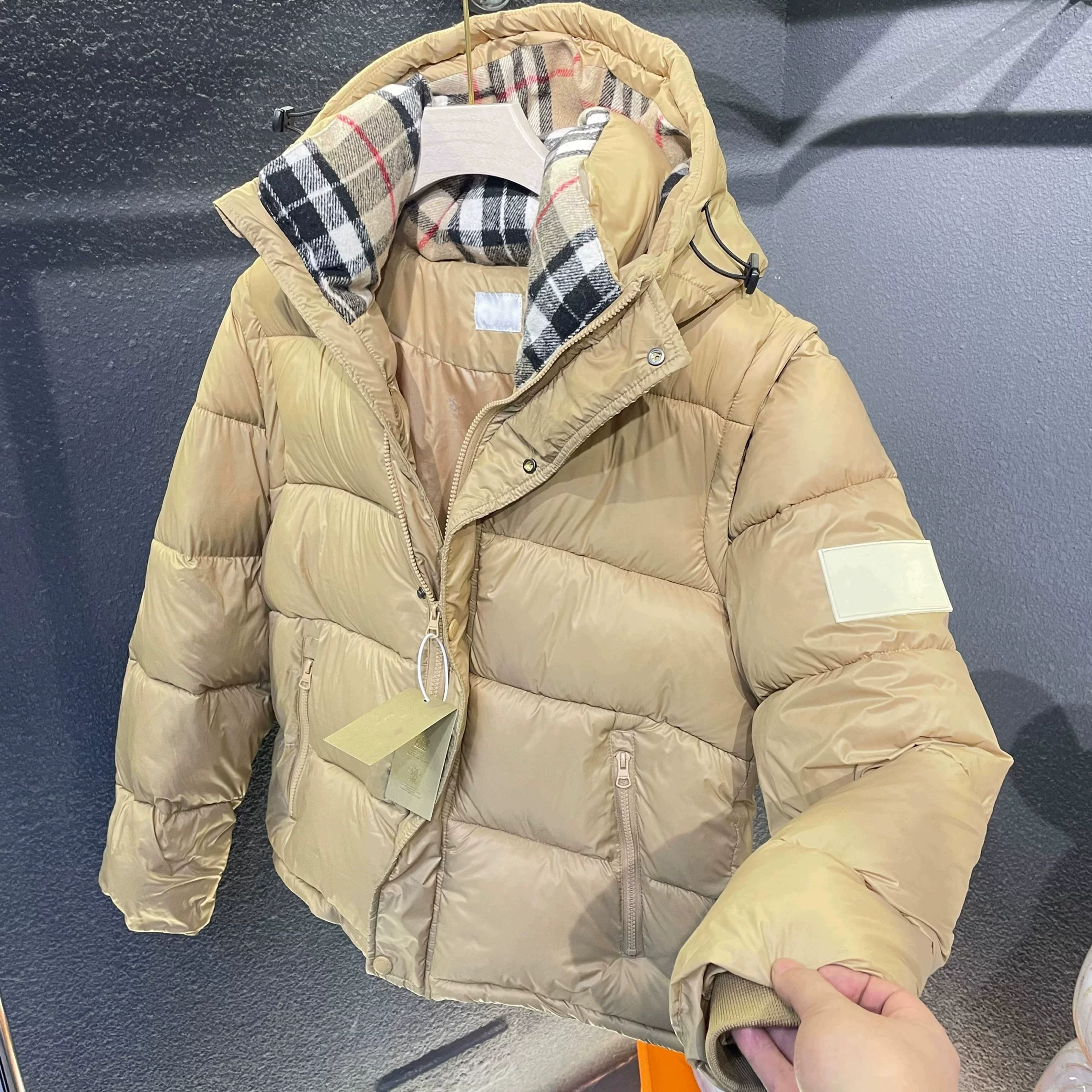 Itins2025 New Winter Style Unisex Plaid Cotton Jacket, Thickened and Warm, Hooded, Detachable Sleeves