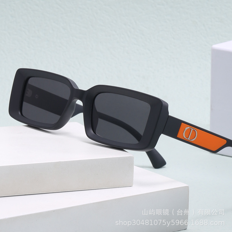 New Small-Frame Fashionable Polarized Sunglasses for Women, High-End Polarized Glasses, Light Luxury for Men, Cross-Border Retro Trend