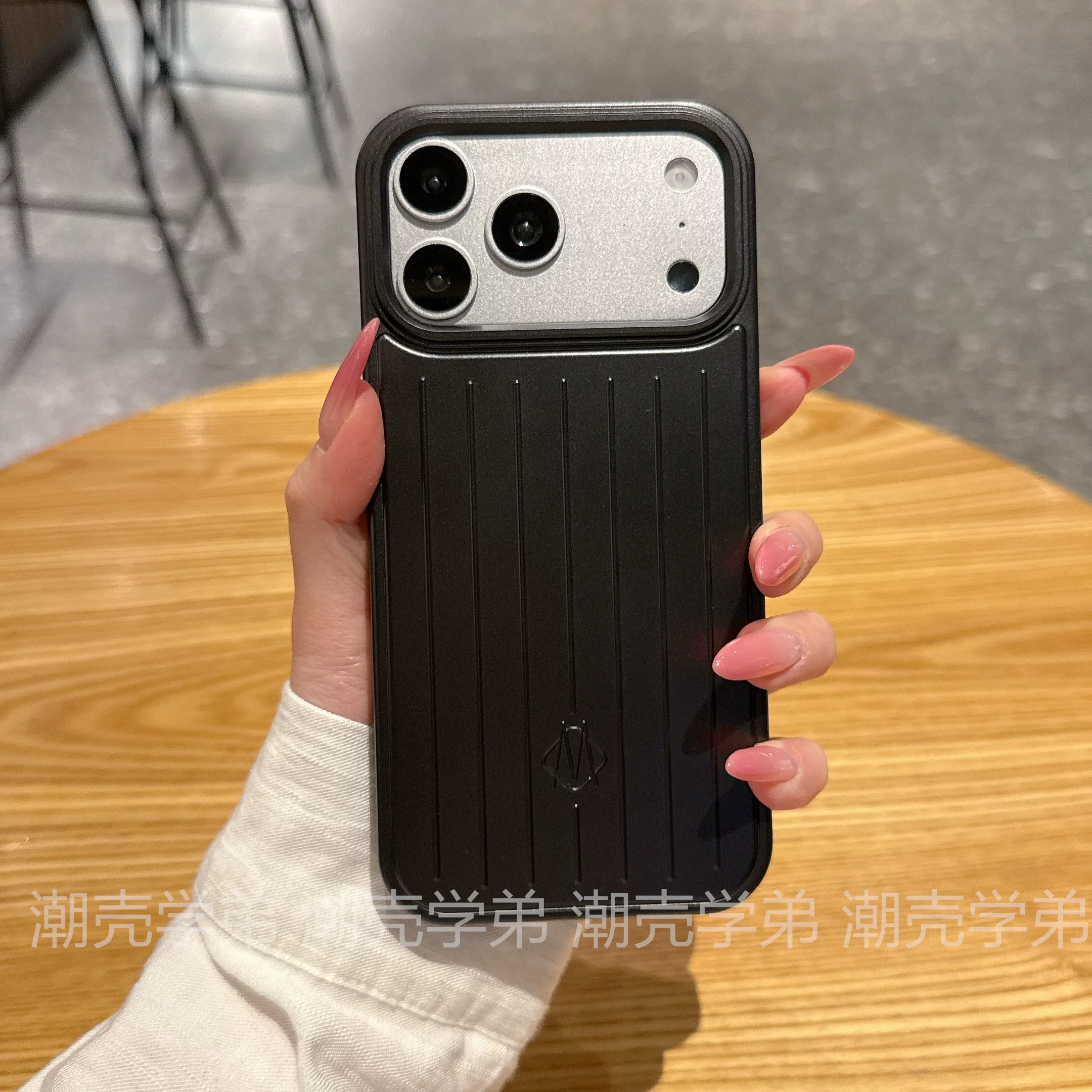 Trendy Brand Personalized Suitcase Stripe Design Suitable for Apple 17 Pro Max Phone Case iPhone 16 Pro New Model 15 Simple High-End Niche 14 Full Coverage Matte Anti-Drop 13 Fashionable Unisex Protective Case