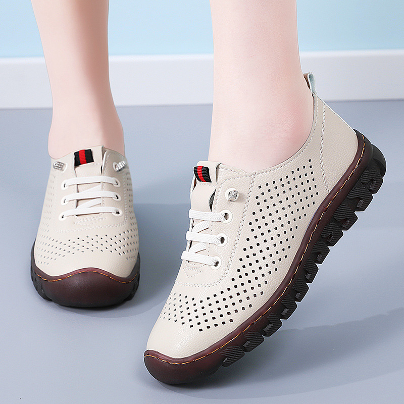 Summer Clogs, Soft Soles, Non-Tiring Feet, Hollow Casual Shoes, Non-Slip Mom Shoes, Tendon Soft Soles, Foreign Trade Breathable Leather Shoes
