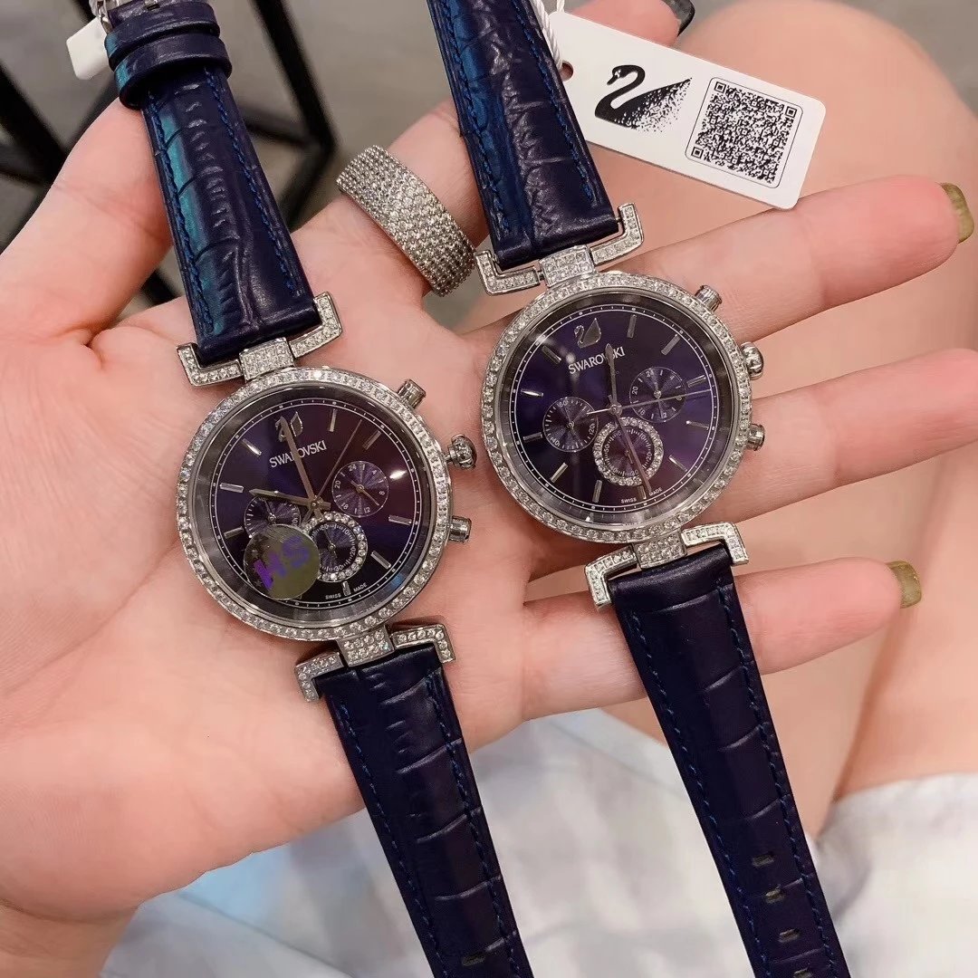 新款施华洛世奇女表 Swarovski 这款精致耀眼的Era Journey运动型计时手表,表壳上镶有50颗水晶好价包邮