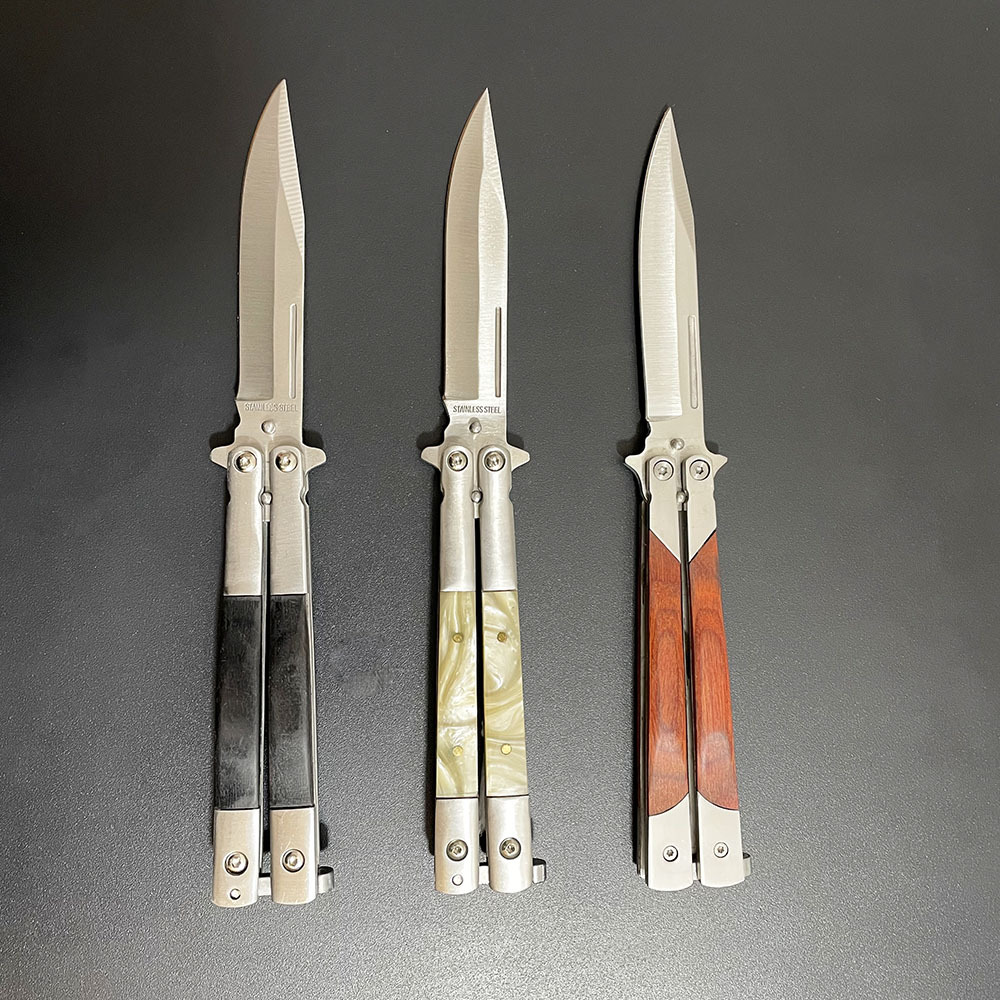 Cross-Border Stainless Steel Butterfly Knife Camping Portable Mini Fruit Knife Toy Gift Outdoor Folding Knife Unsharpened QC-foto från 1688 på Qualit.ly