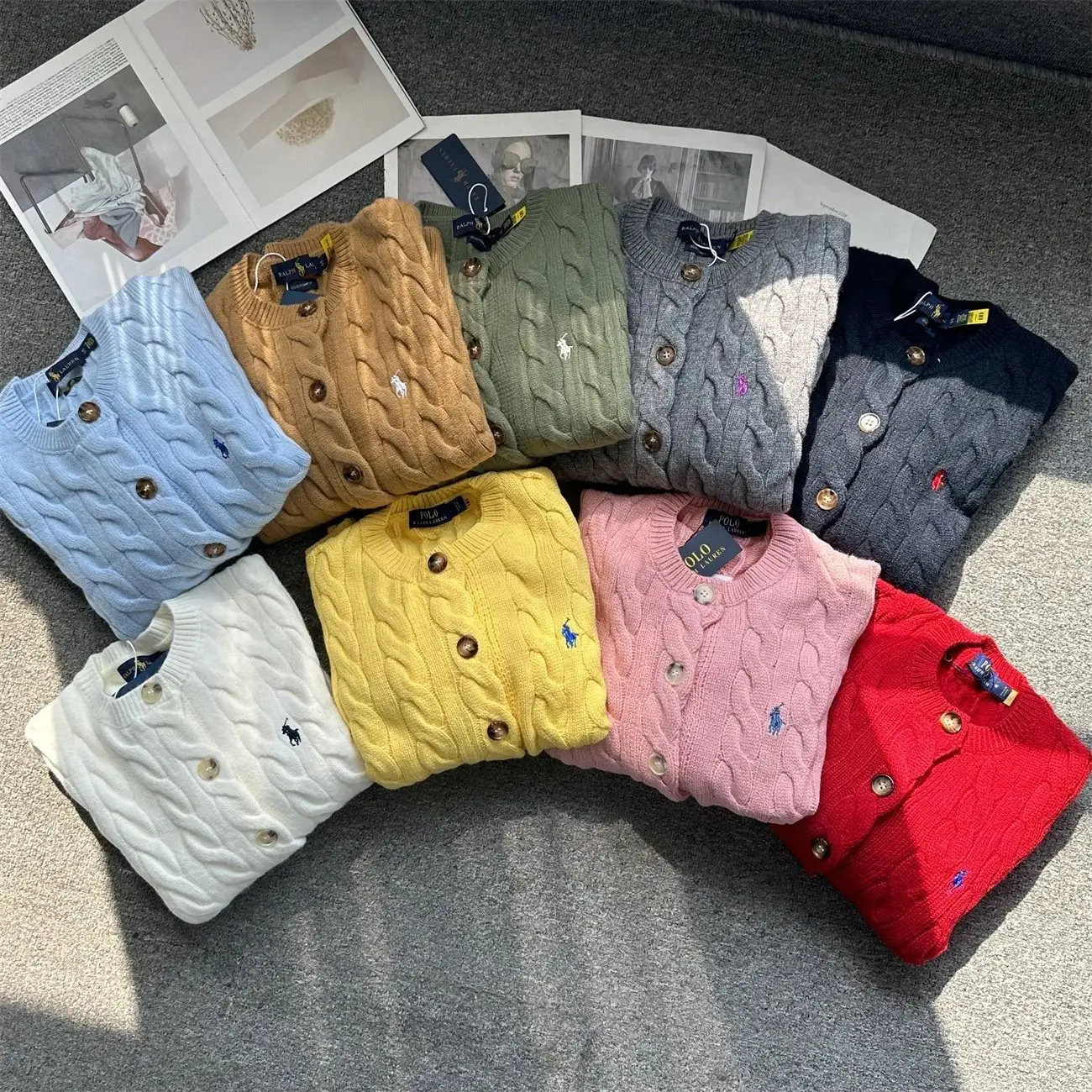 青春潮流开衫毛衣--private agent WhatsApp +86 13205056391