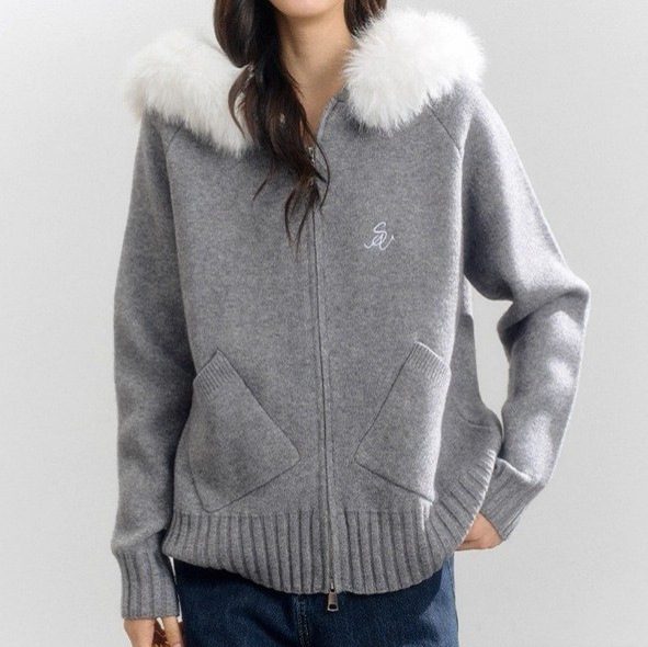 Korean-Style Female Student Hooded Zip-Up Knit Cardigan with Fur Collar, New Autumn Style, Loose and Lazy Style Embroidered Sweater Jacket