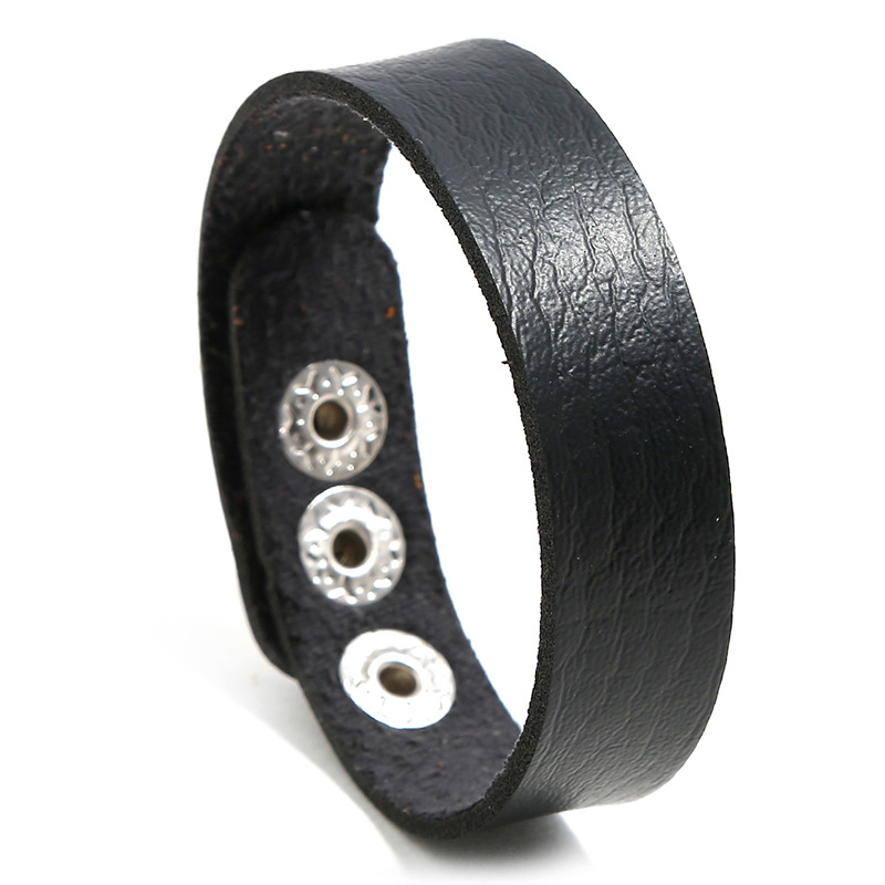 Factory direct Korean women adjustable leather bracelet simple Joker color student bracelet accessories wholesale Foto QC de 1688 na Qualit.ly