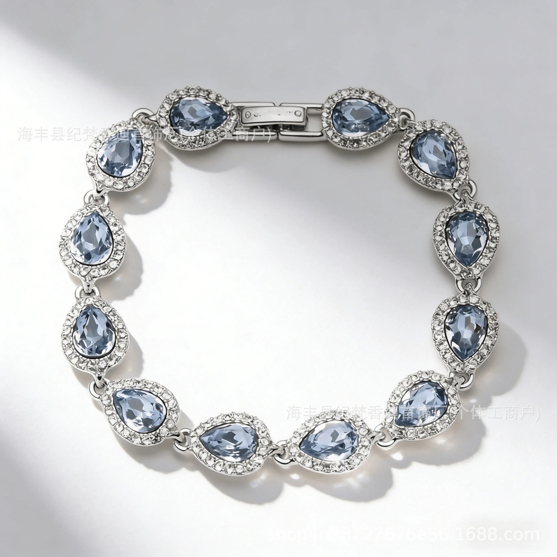 GVC纪家高品质海蓝水滴手链时尚百搭轻奢小红书同款手饰厂家批发