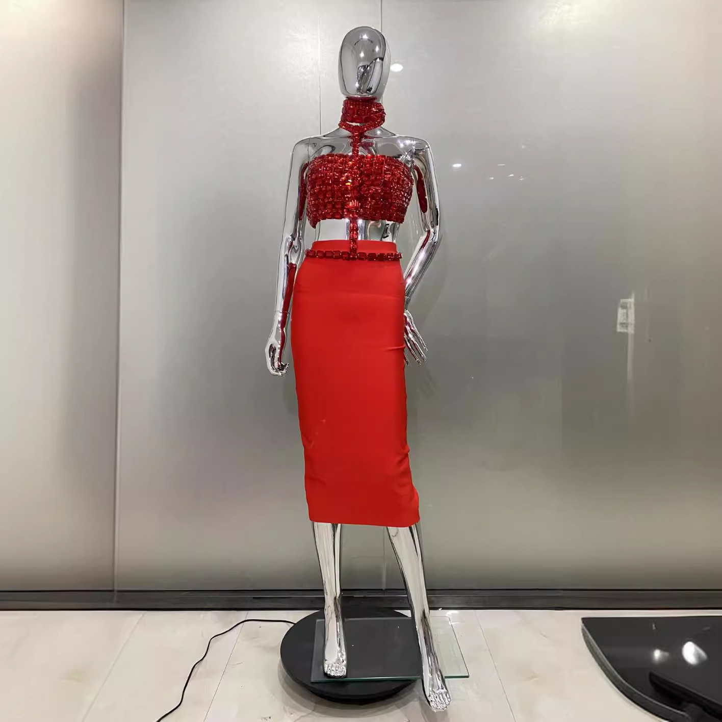 High Quality Fashion Red Hanging Neck Sexy Full Diamond Mini Top Tight High Waist Mid Skirt Set