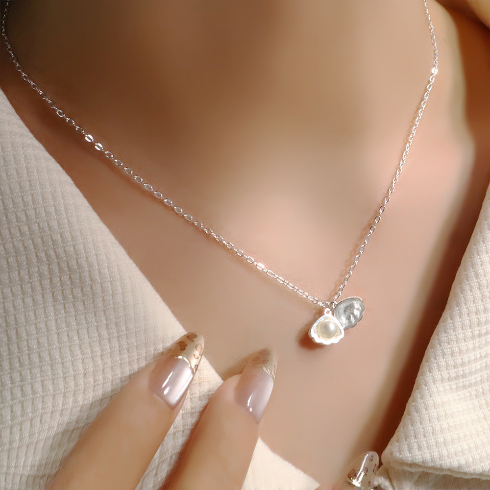 Sweet Pearl Shell Necklace Fan-shaped Pendant Clavicle Chain Openable Personalized Simple All-match Female Korean-style Gift