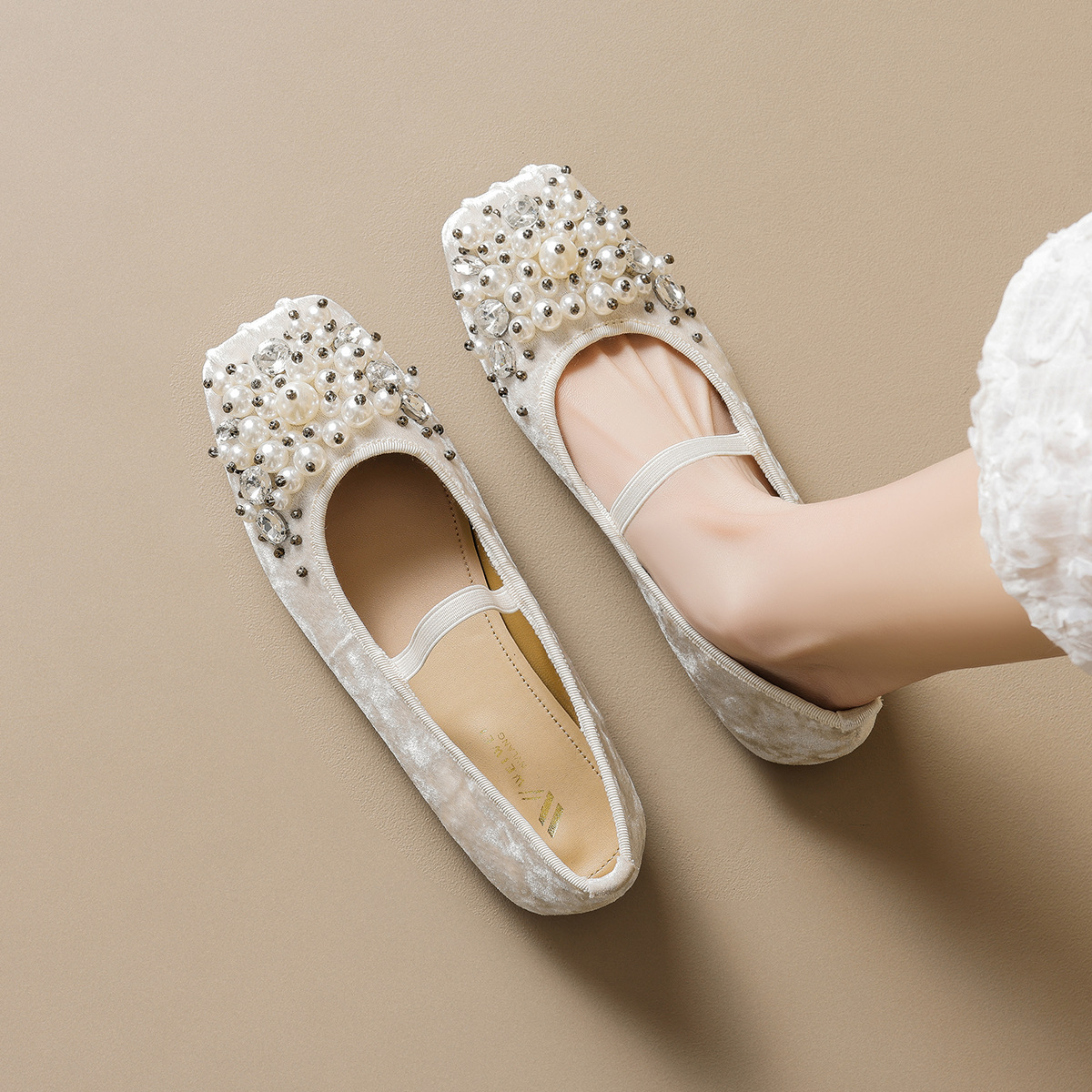 Weimei Girl 1516-26 Fairy-Style French Ballet Shoes for Women with Pearl Soft Soles and One-Strap Mary Jane Shoes