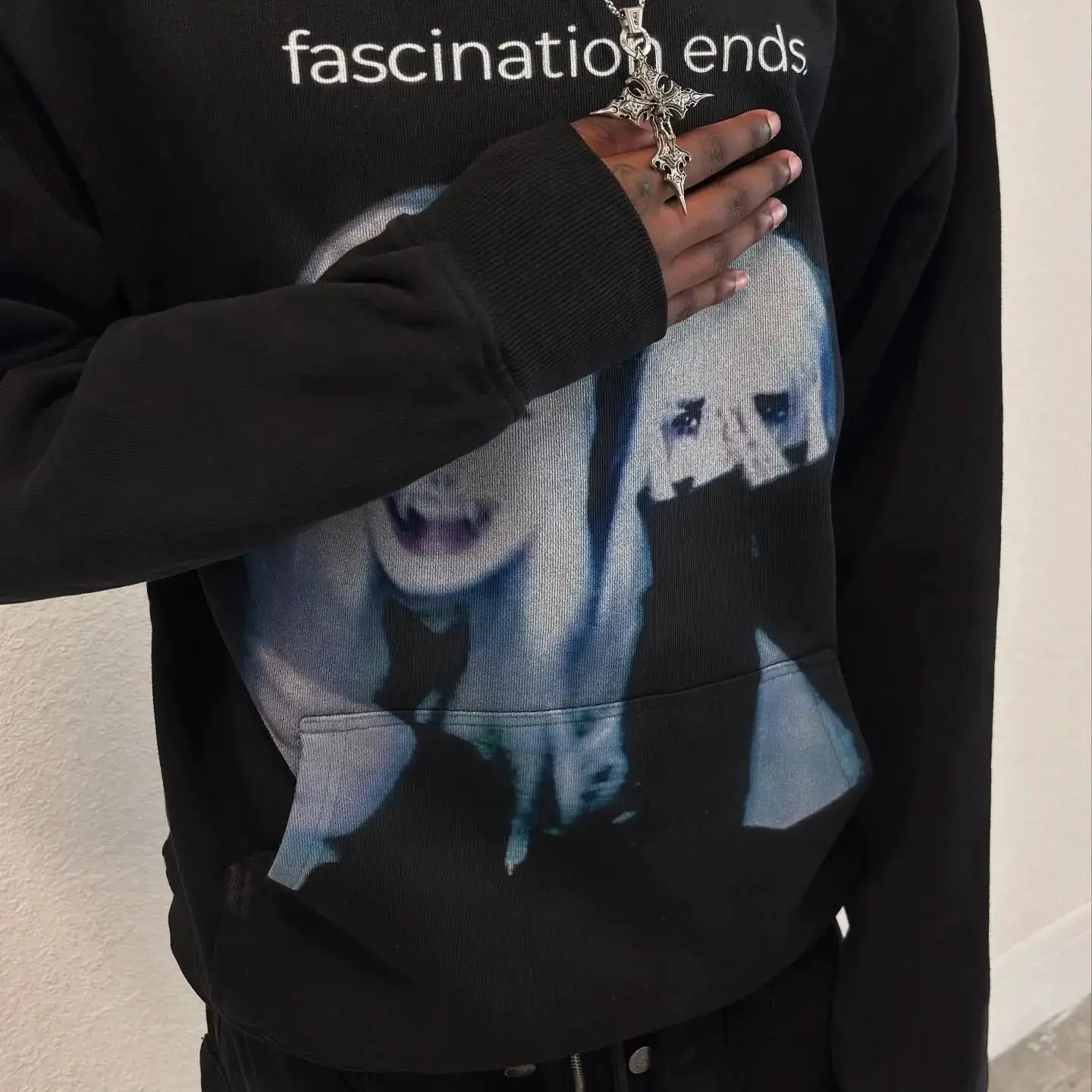 Using Your Hands to Express Your Heart, Passion Creates, Gothic European and American Street Fashion Fascination Ends Hoodie