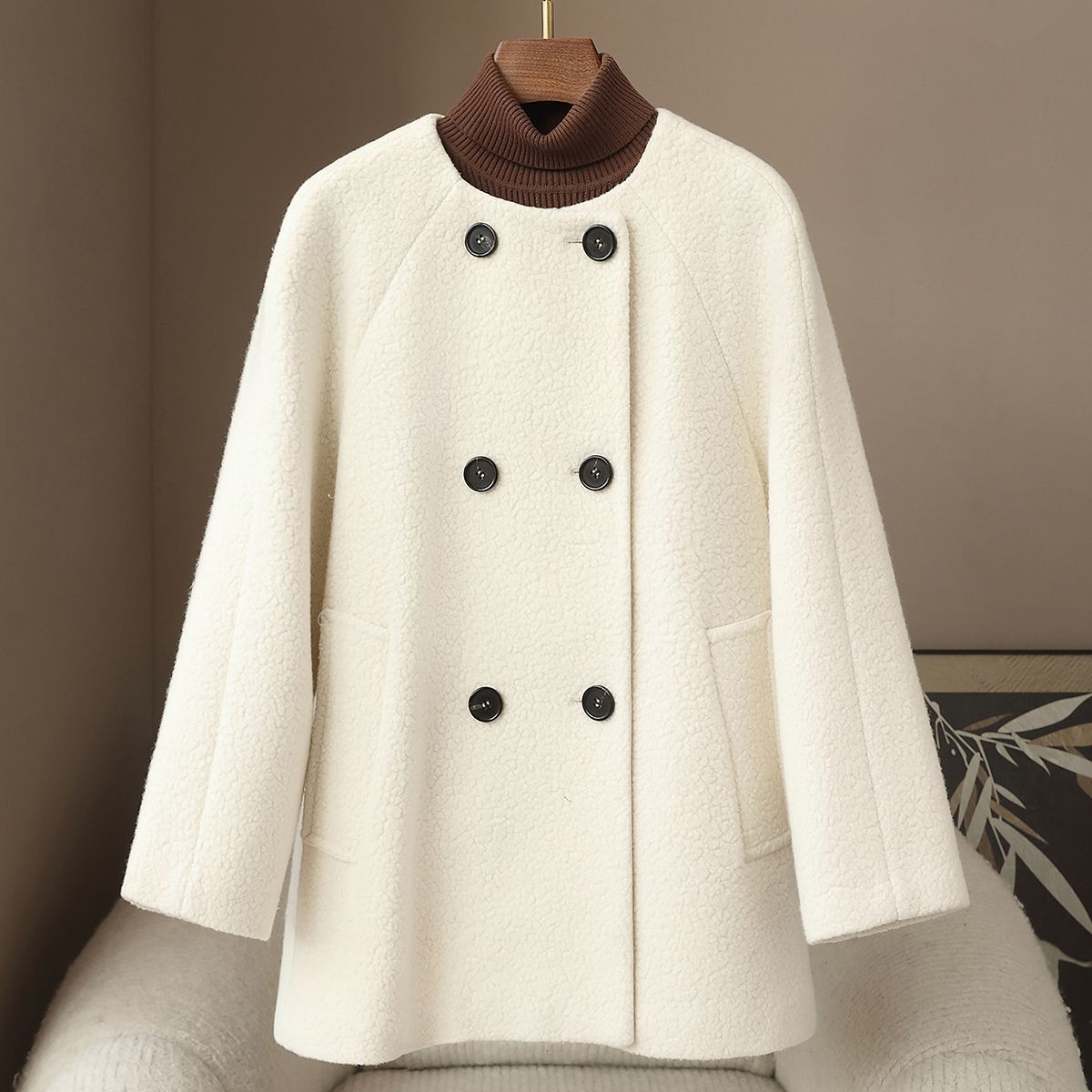 Small Quantity of Clothing: 2026 Spring New Wool Coat, Casual Round-Neck Double-Breasted Lychee Pattern French-Style Woolen Coat