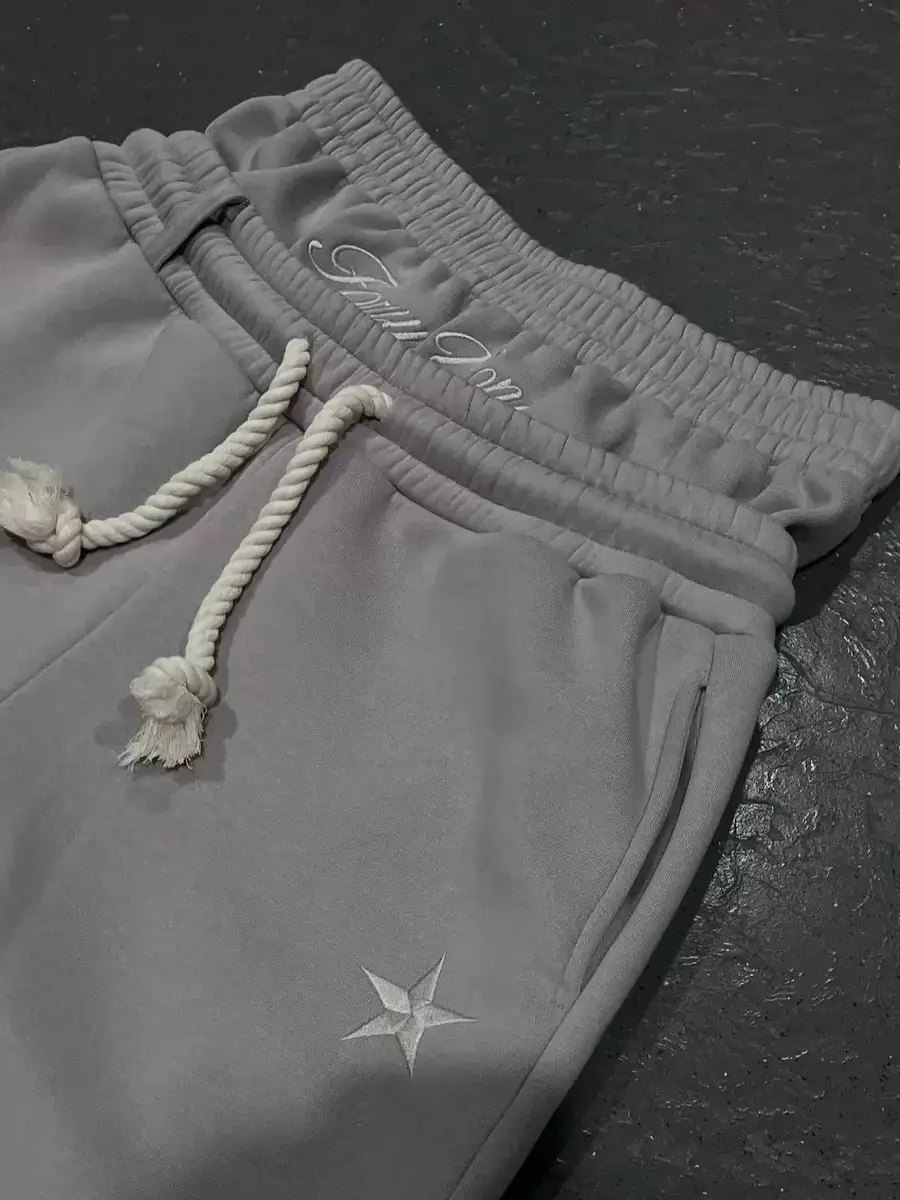 2025 new sports pants American skateboarding hip-hop high street fake two loose casual sweatpants Sweatpants trend