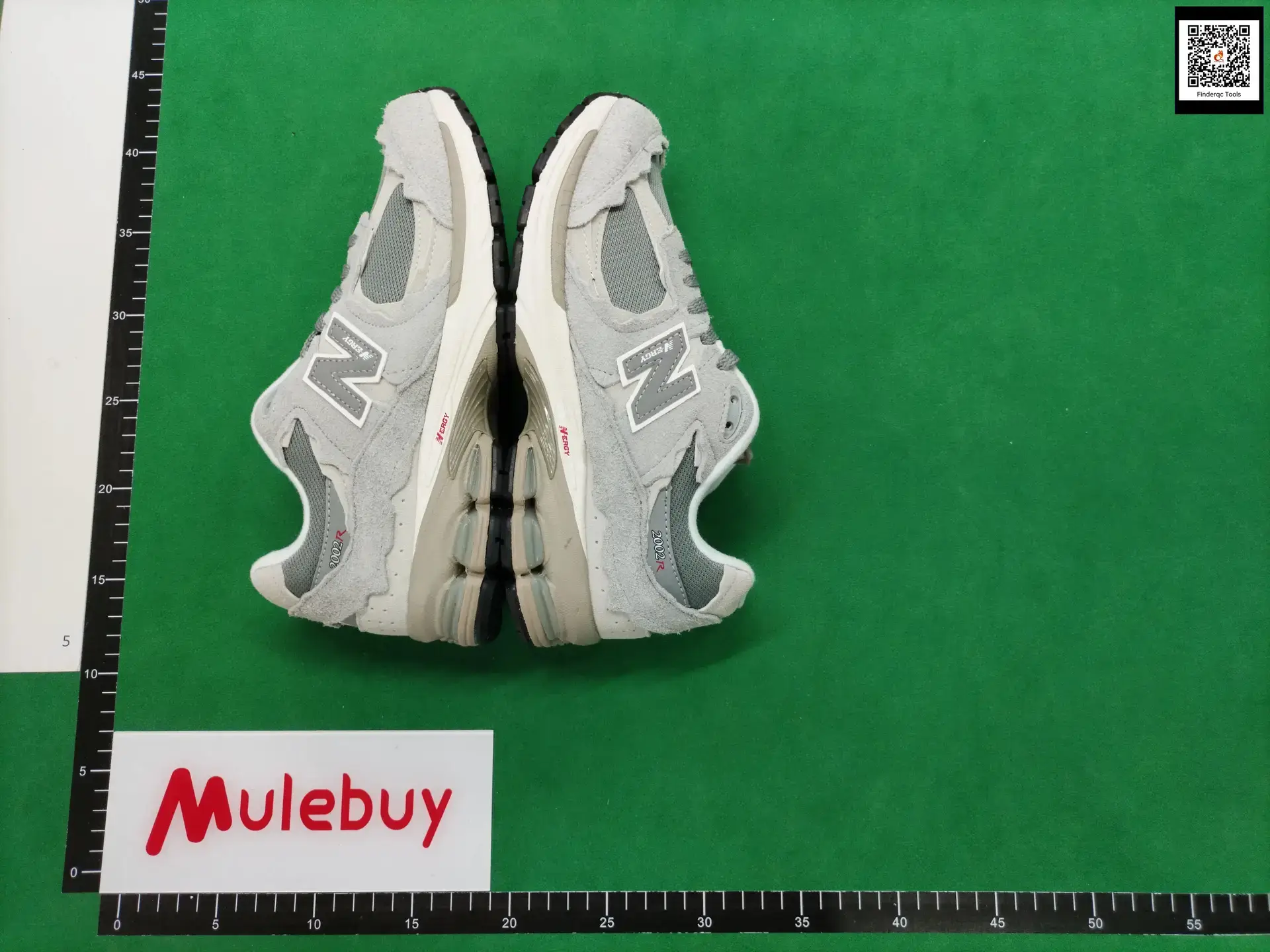 New Balance 2002R Grey Casual Retro Sneaker