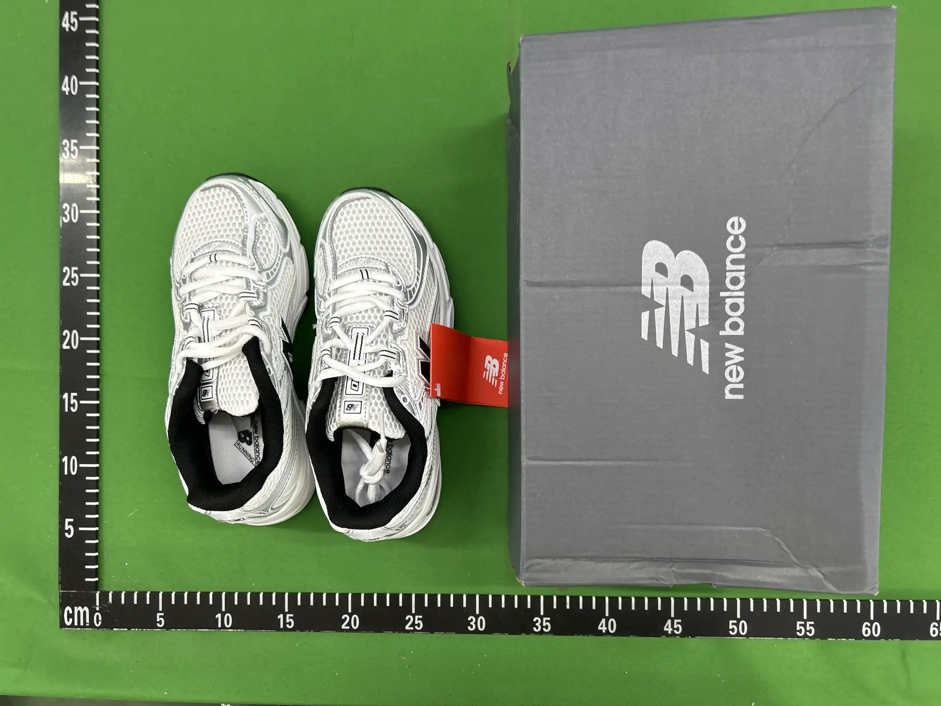 New Balance U740BM2