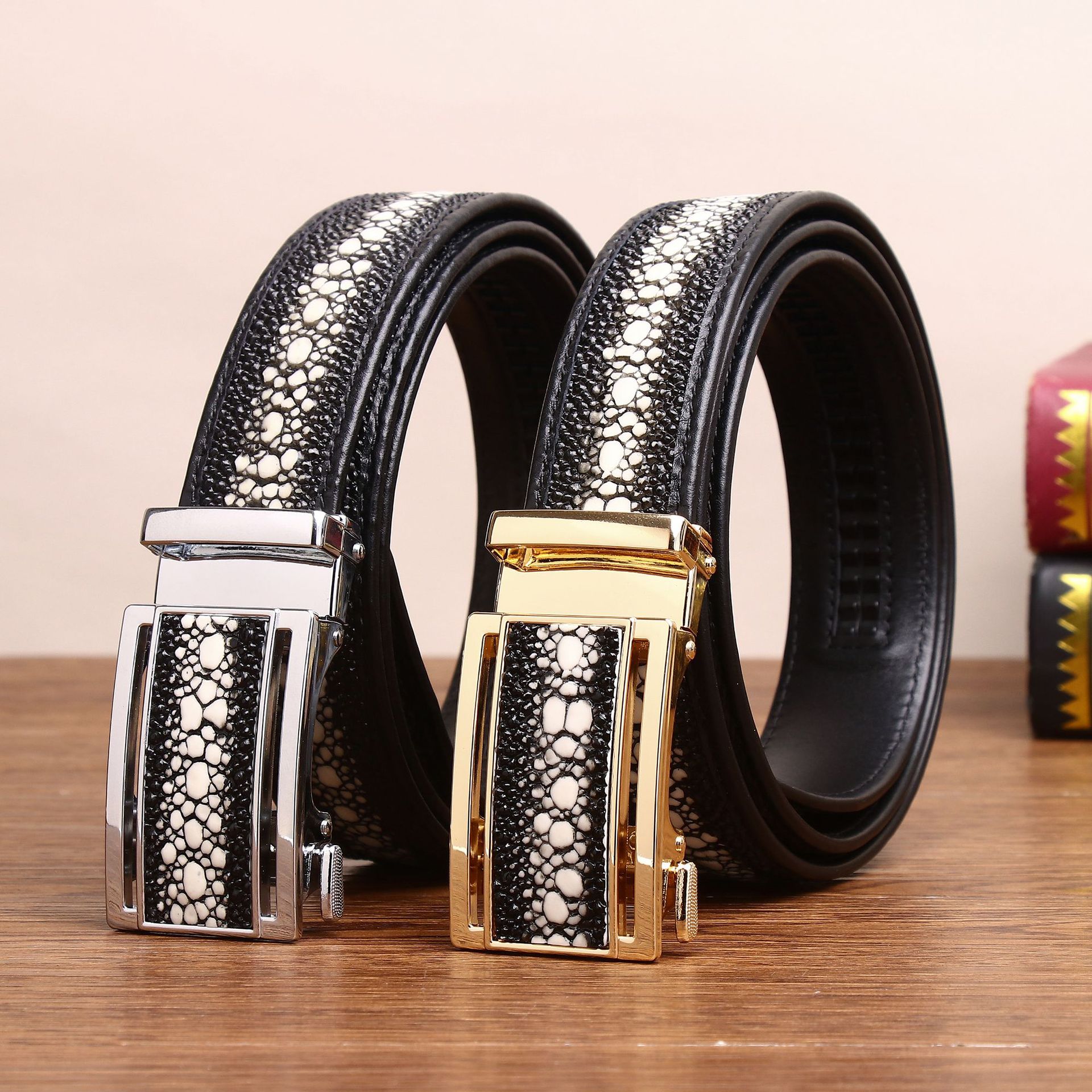 New Pearl fish pattern men's belt automatic buckle belt fashion business belt bottom first layer cowhide high-end Belt