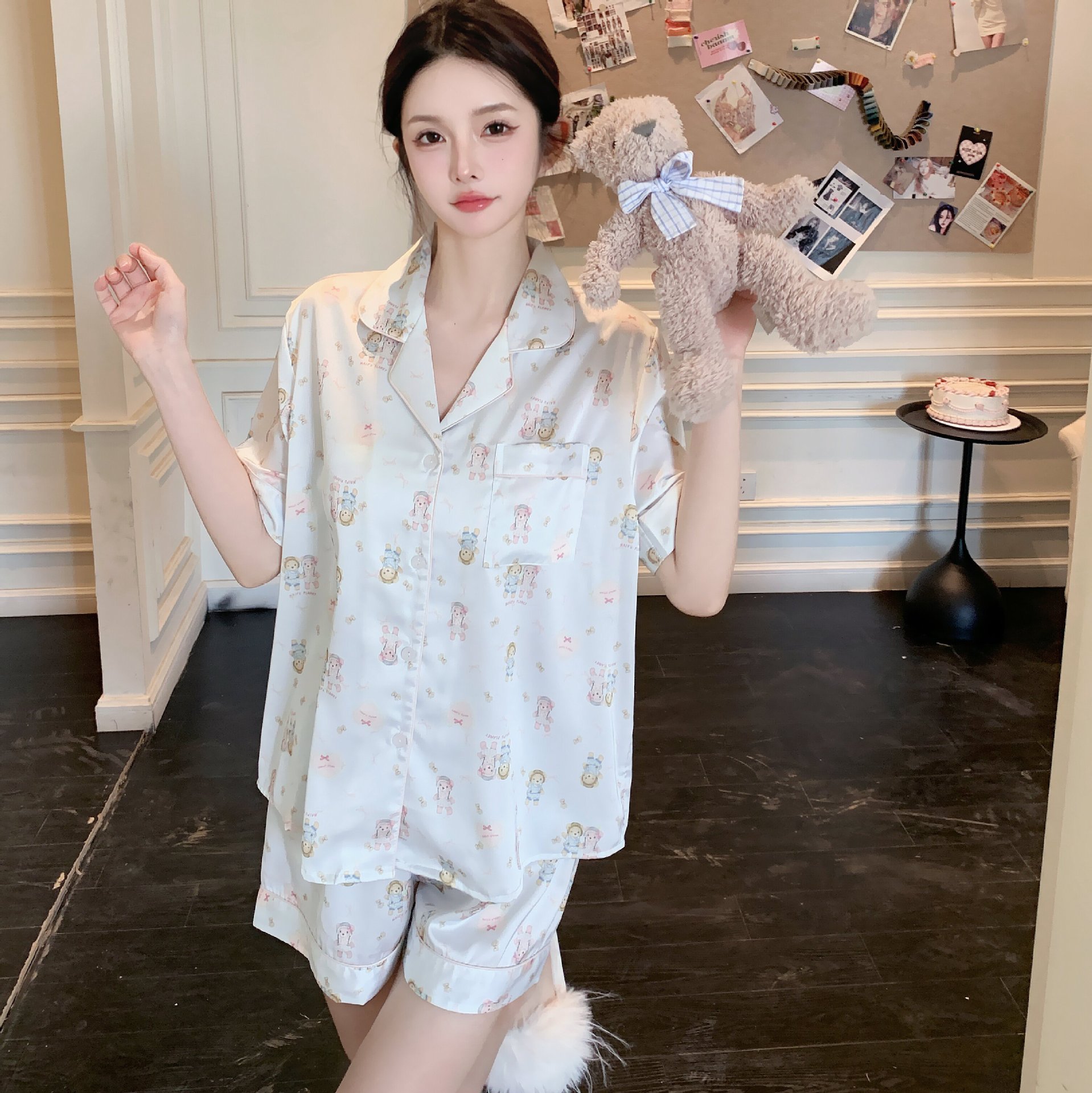 [Free and simple] 2025 short-sleeved shorts pajamas ice silk women's cartoon printing cool breathable thin home clothing