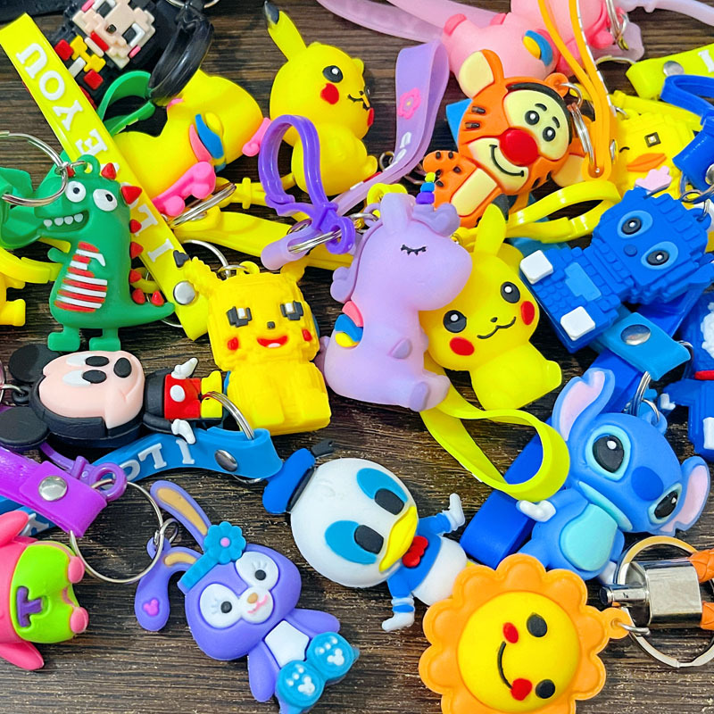 Trendy Keychain Cartoon Pikachu Pendant Cheap Keychain Cute Car Key Pendant Small Gift