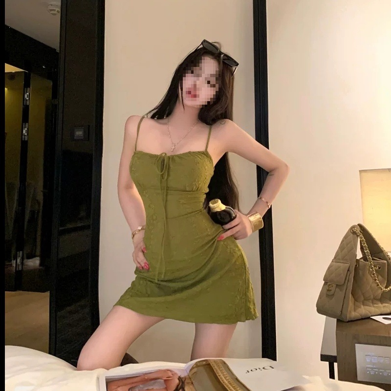 Retro Green Strappy Suspender Dress for Women, Summer Slim-Fitting Pure Desire Dress, Holiday Style Casual Dress, Short Dress
