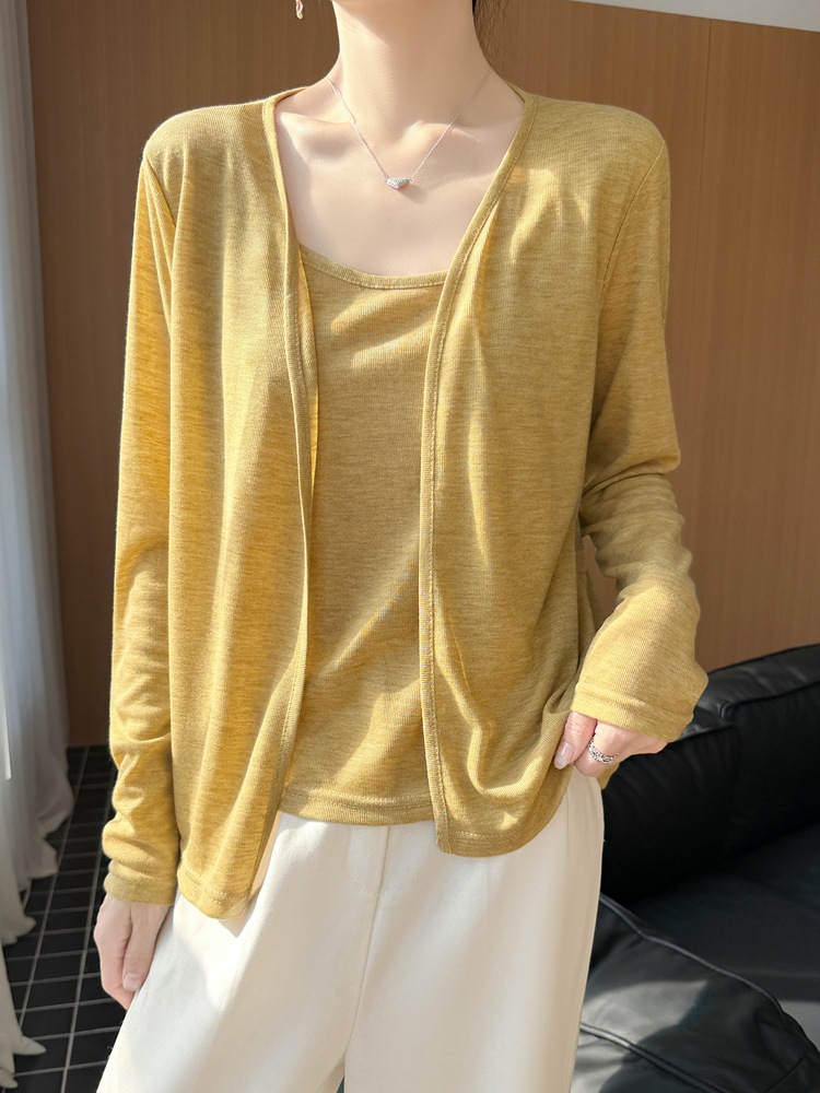 Minimalist Style V-Neck Faux Two-Piece Fine Knit Cardigan for Women, Spring and Summer Long-Sleeve Loose Thin Coat, Elegant Versatile Top