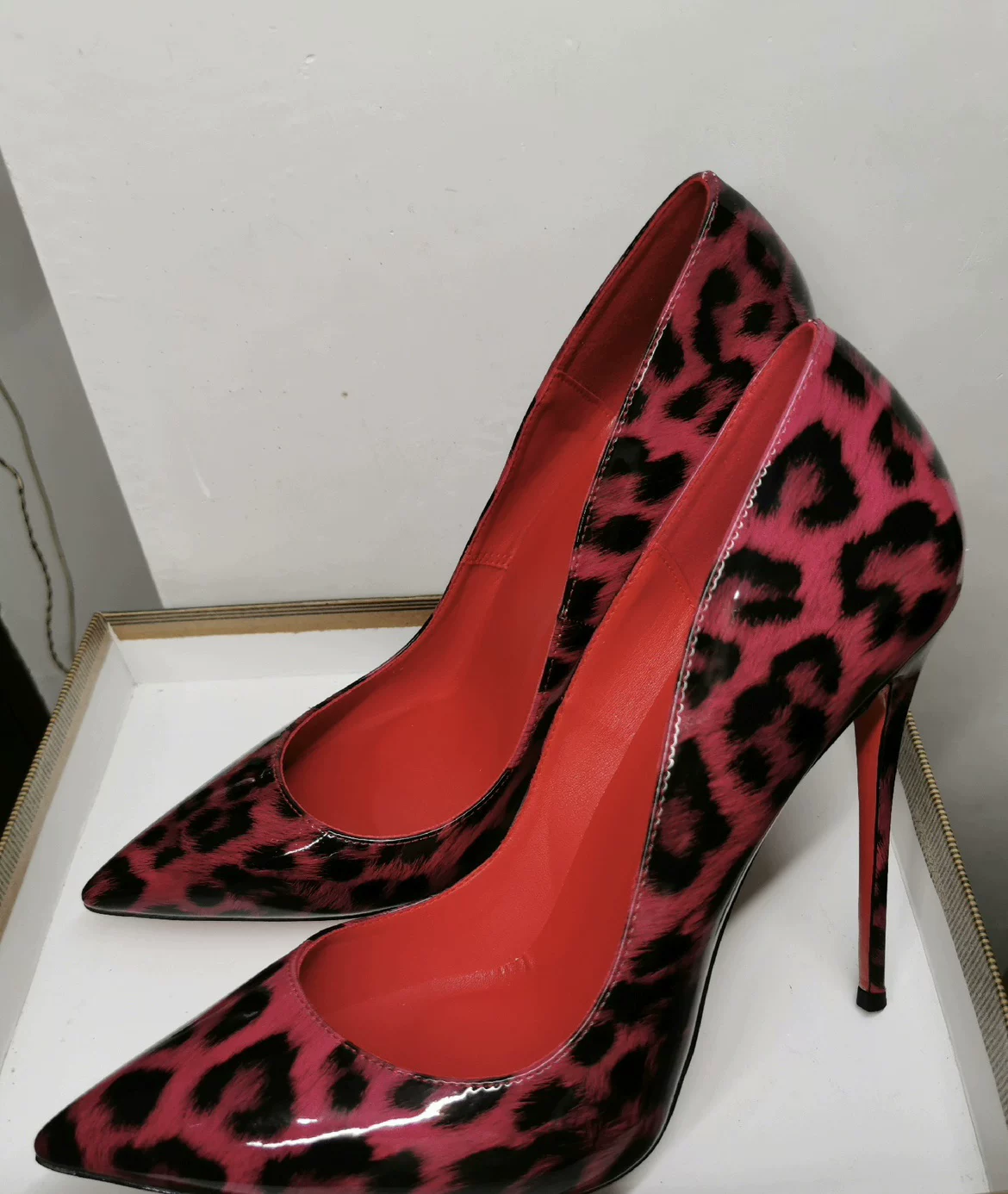 Sexy Enchanting Colors, Sexy Leopard Print Stiletto Fashion Shoes, European and American Wild Style