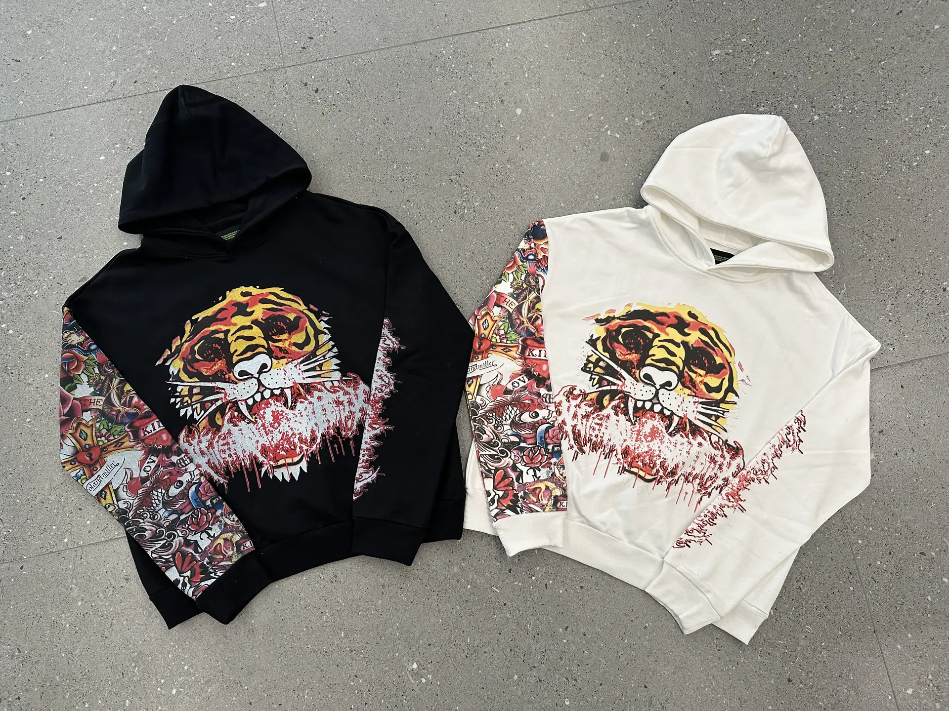 Dm002 Blood-Mouthed Tiger Head Sweatshirt