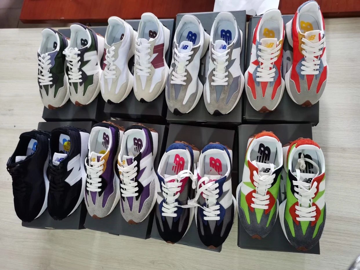 新百伦New Balance NB327系列复古休闲运动慢跑鞋拼色浅灰白鸳鸯宝蓝运动鞋 QC-Foto von WEIDIAN auf Qualit.ly