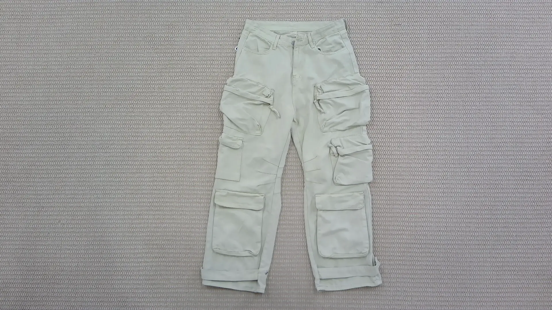 Cargo pants beige