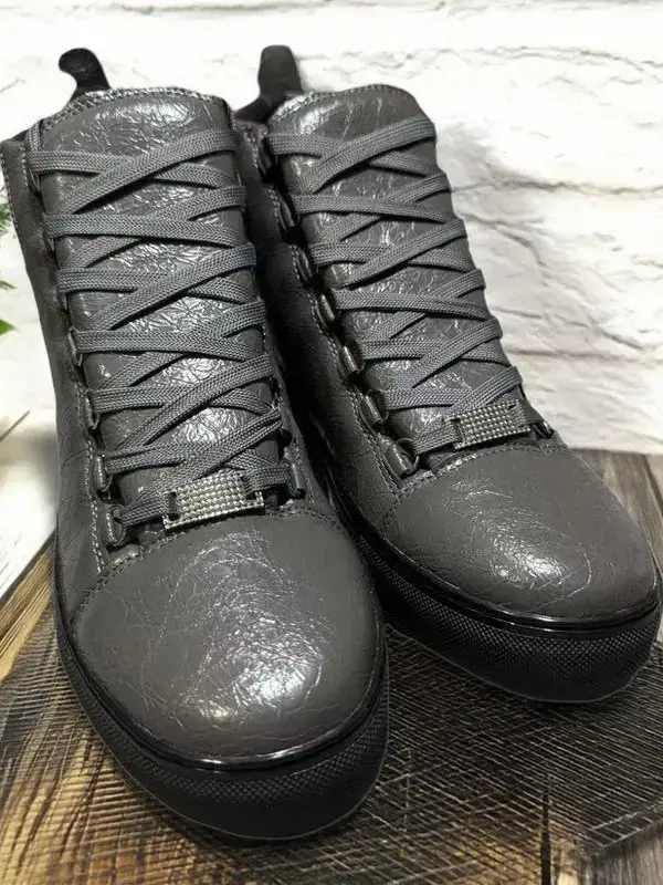Export Men's Shoes Plus size Paris Trendy Shoes High-top Grey Pleated Leather Board Shoes White Fashion Casual Running Shoes Sports Tooling Shoes