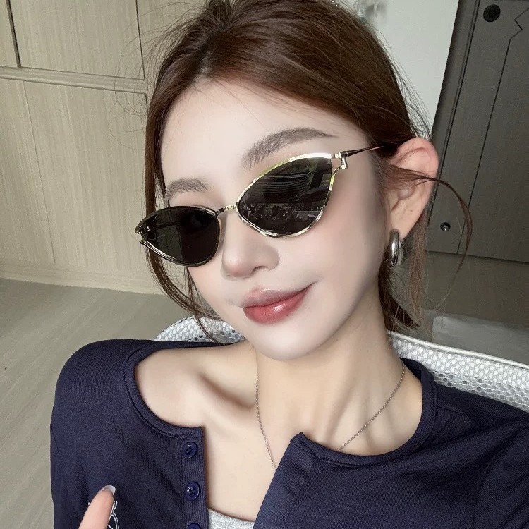 European and American Retro Hot Girl Style Cross-Border Cat-Eye Sunglasses, Gold-Rimmed Sunglasses, Hollow Personalized Anti-Uv Sunglasses