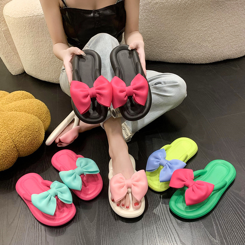 Super Cute ~ 2024 Spring New Lazy Shoes Colorful EVA Flip-Flops Women's Flat Outwear Home Sandals