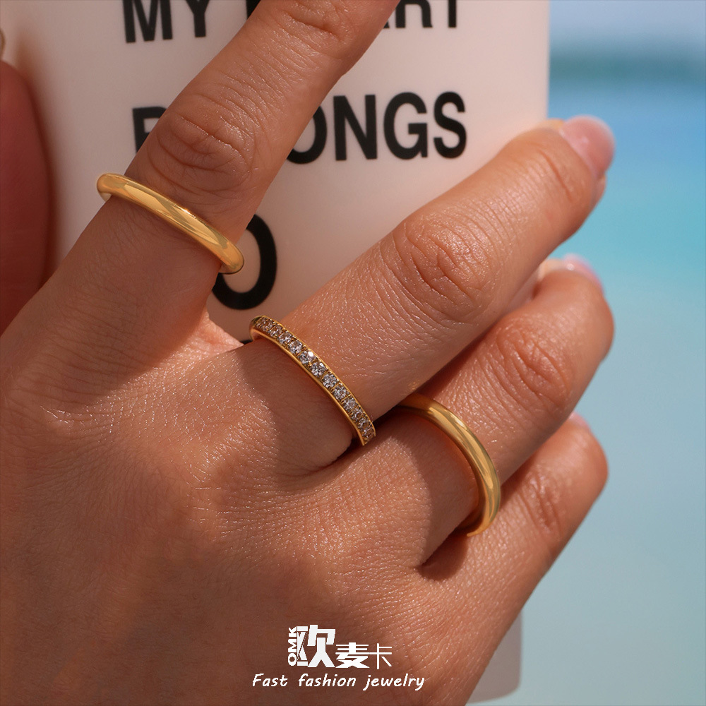 Oumika 5A Zircon CNC Diamond Ring Three-element Ring Stacked with Niche Stainless Steel Plated 18K Gold Commuter Ring