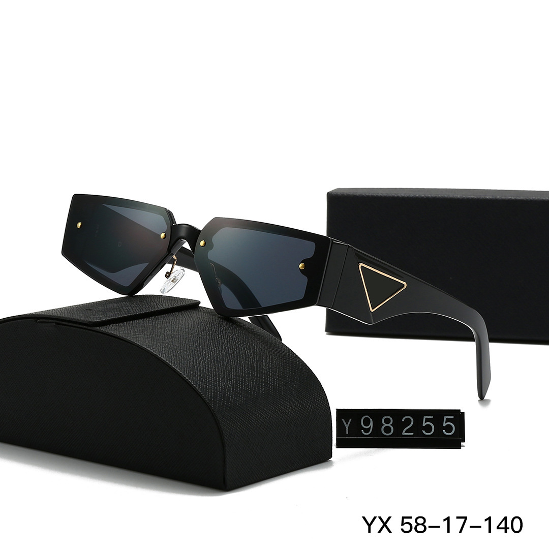 Foreign Trade Wholesale Fashion Trend Cut-Edge Polygonal Sunglasses Personalized European and American Retro Small Frame Glasses with Uv Protection