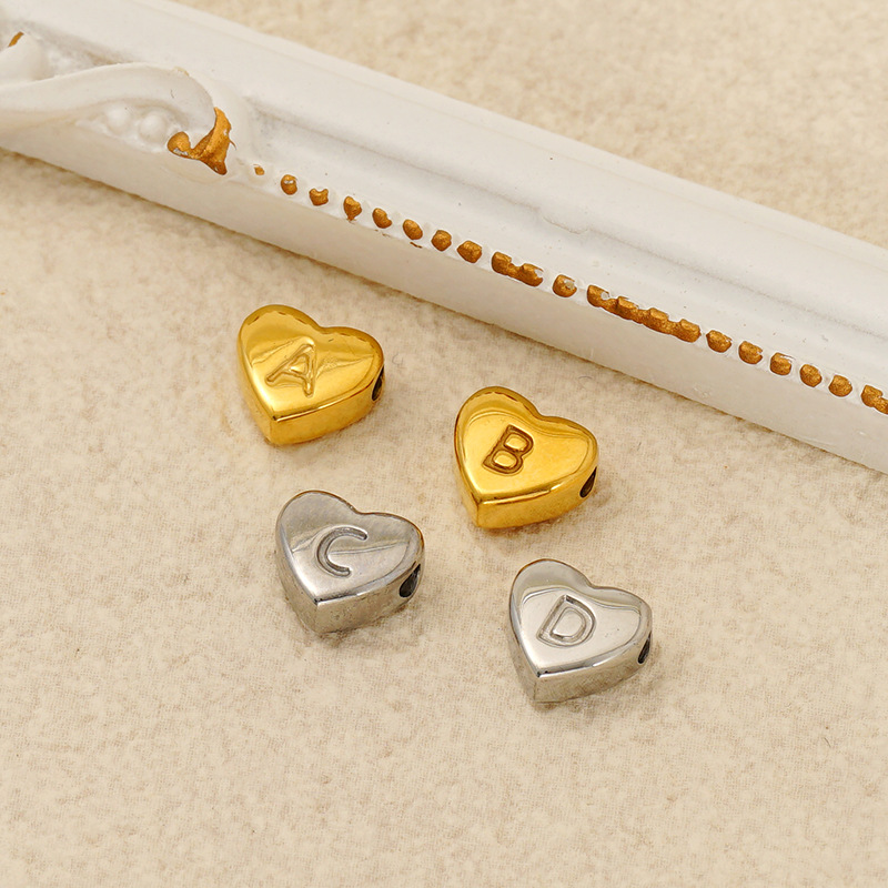 European and American Best-Selling New Cross-Border Product Letter Heart Pendant 18K Stainless Steel Necklace Niche Ins Fashion Commuter Style
