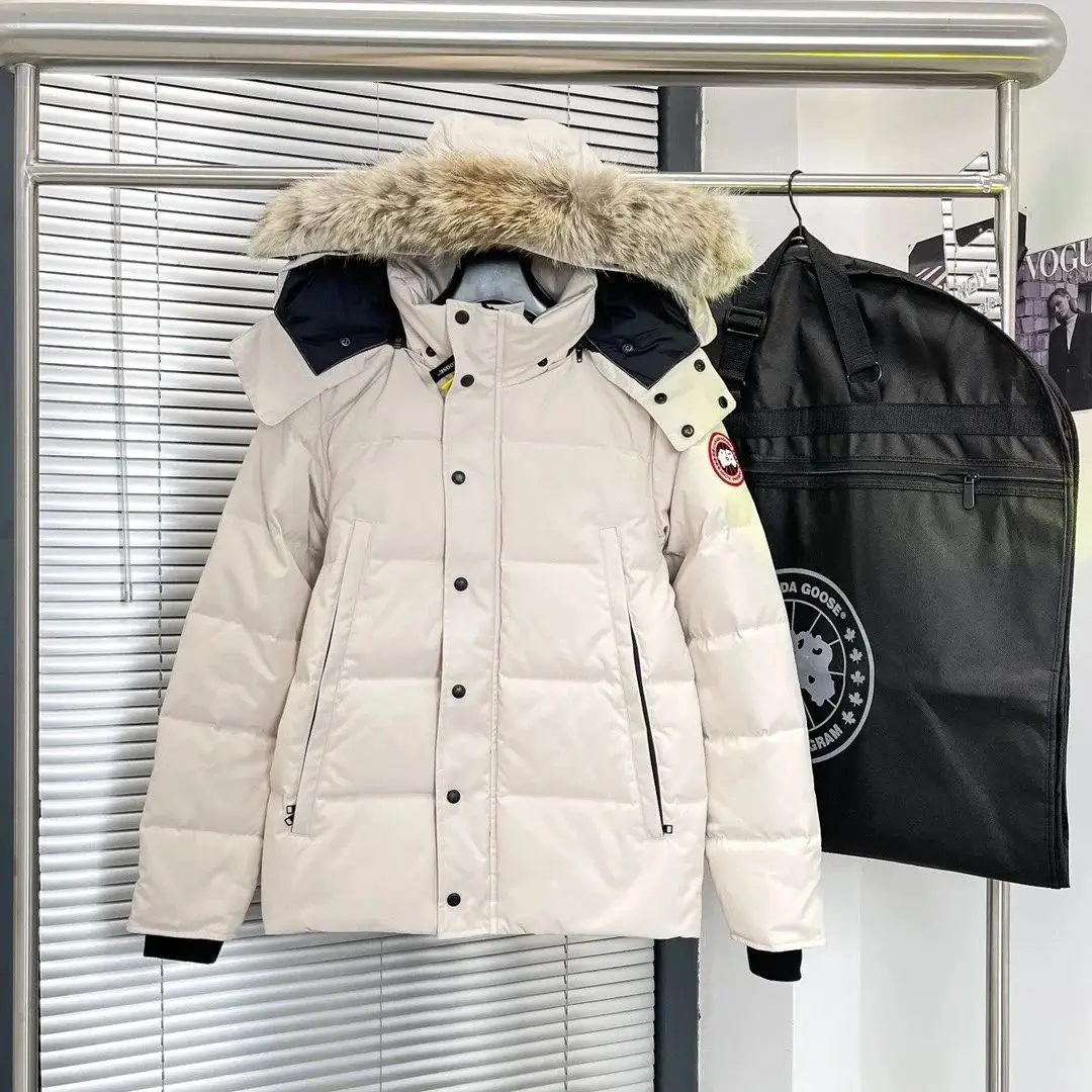 最新款Canada Wyndhame带毛领羽绒服 1:1