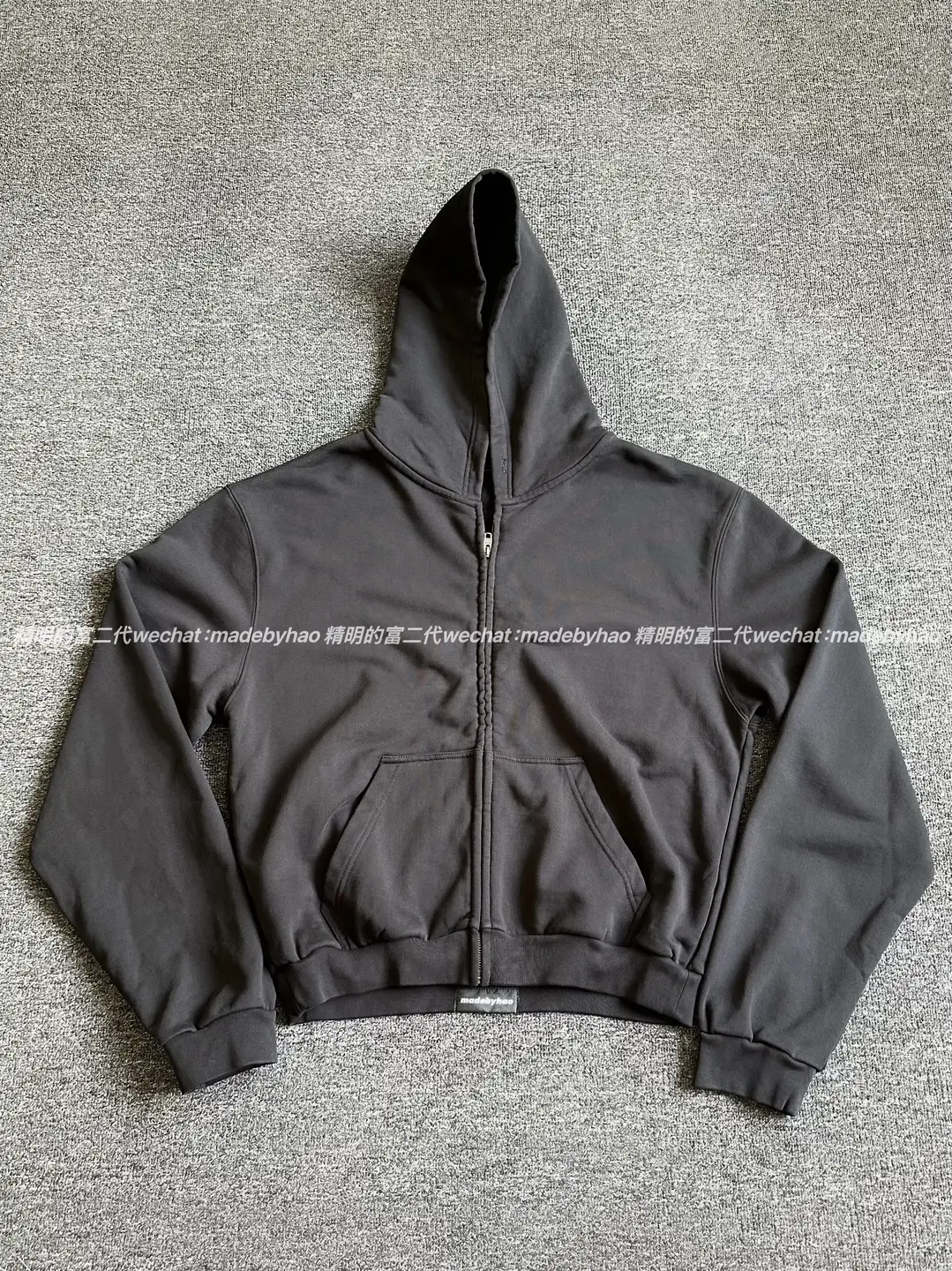【Basic Ceiling Model】22Ss Red Carpet Show Style Small Logo Short Wide Fit Zipper Hoodie Unisex