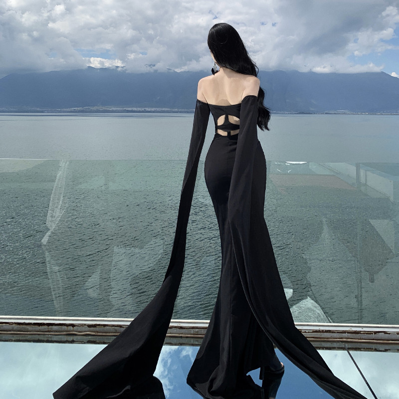 Sexy Tube Top Vacation Waist Elegant Dress 2024 Autumn and Winter New Style Socialite Cut Out Dress Backless Long Skirt for Women
